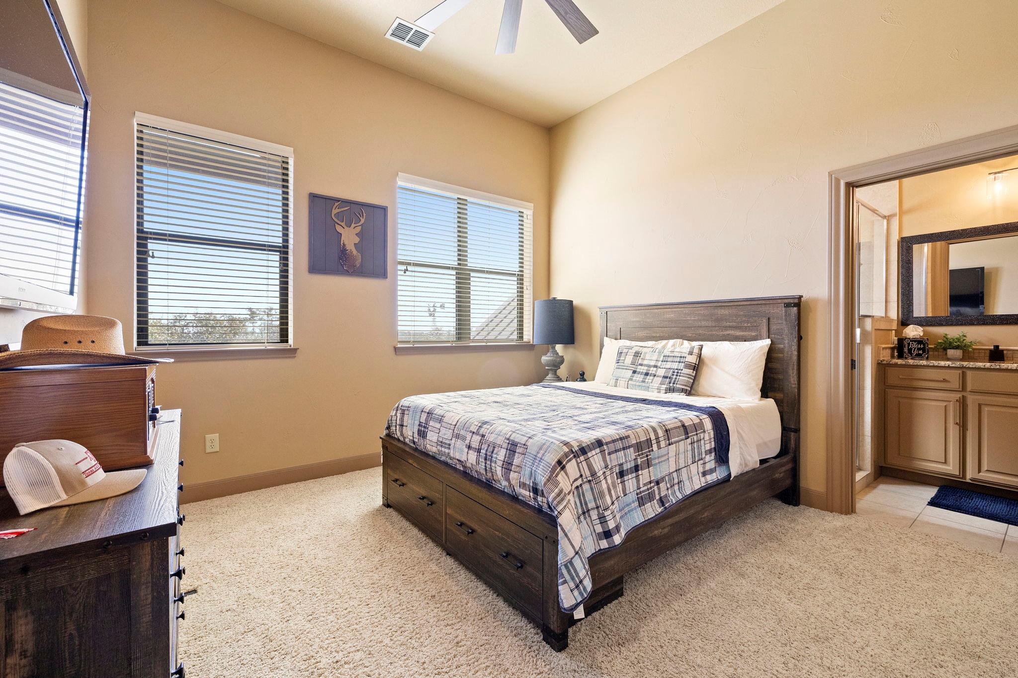 1941 Canyon Curve Curv, Spring Branch, TX 78070