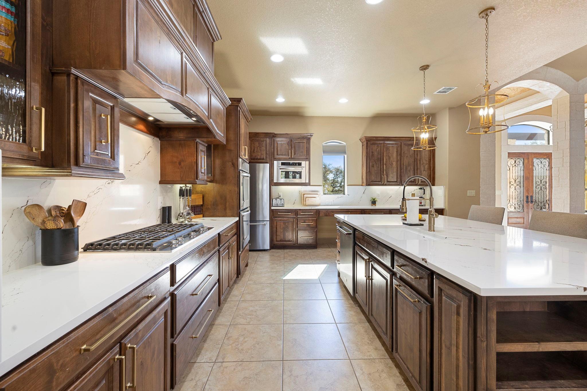 1941 Canyon Curve Curv, Spring Branch, TX 78070