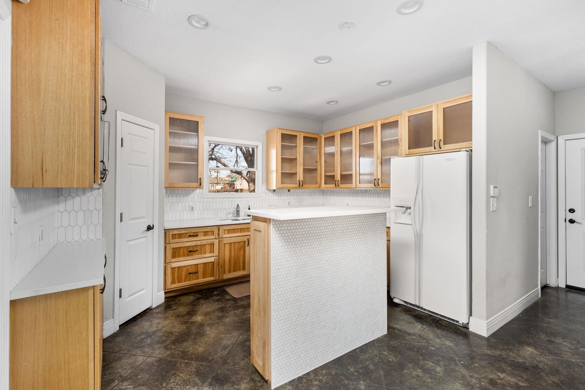 2203 Lindell Ave, Austin, TX 78704