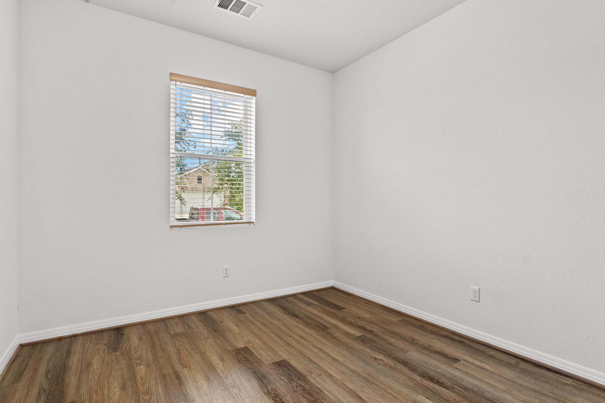 448 Chaste Tree Dr, San Marcos, TX 78666