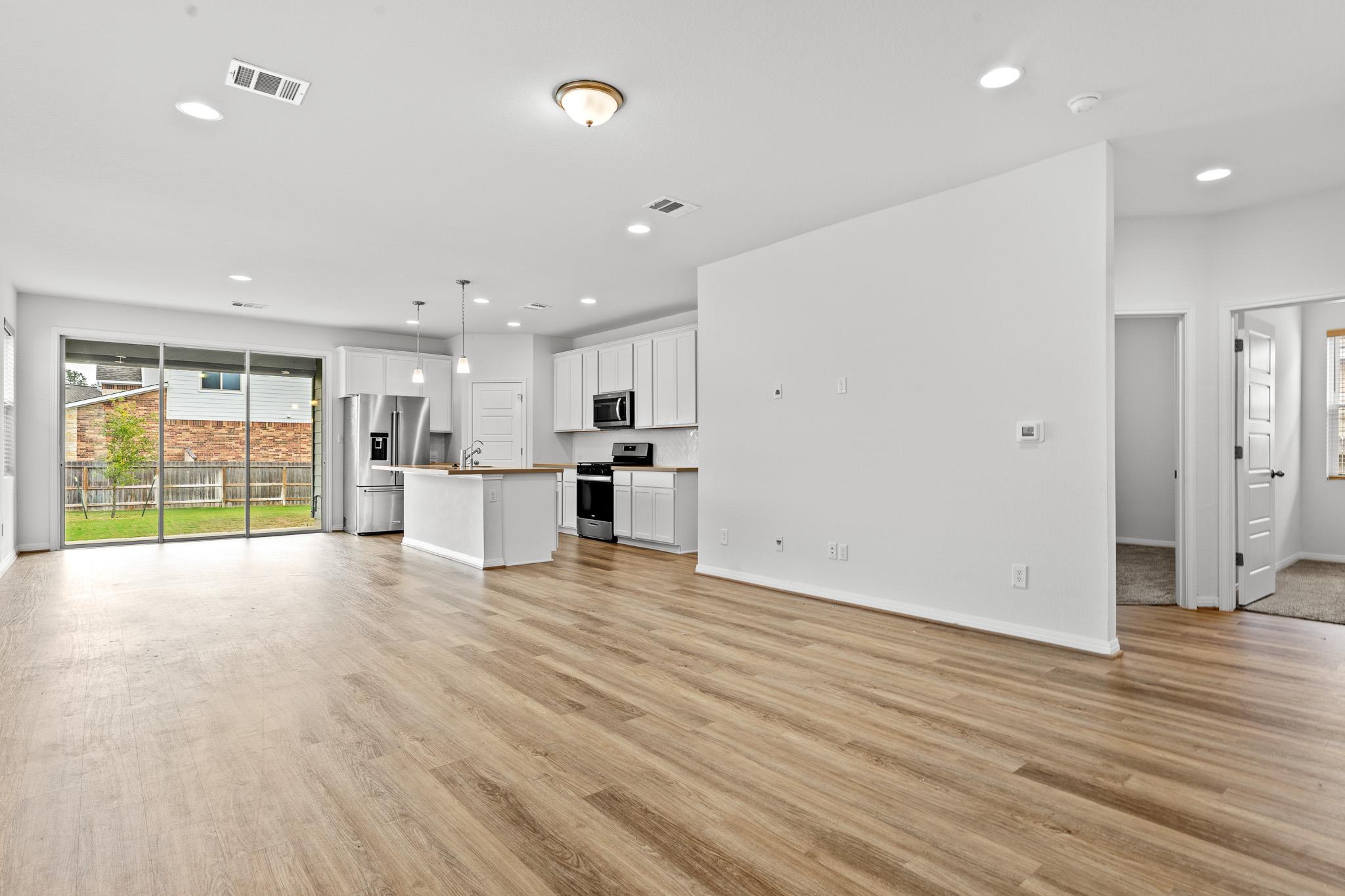 448 Chaste Tree Dr, San Marcos, TX 78666