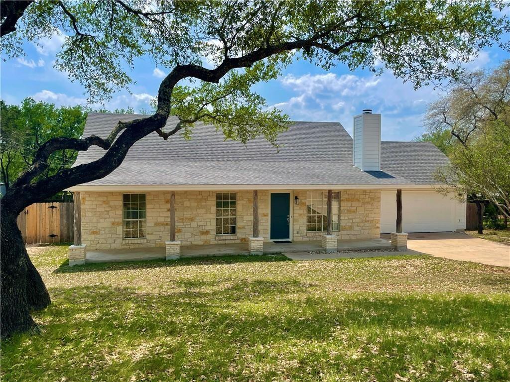 104 Cowal Dr S, Briarcliff, TX 78669