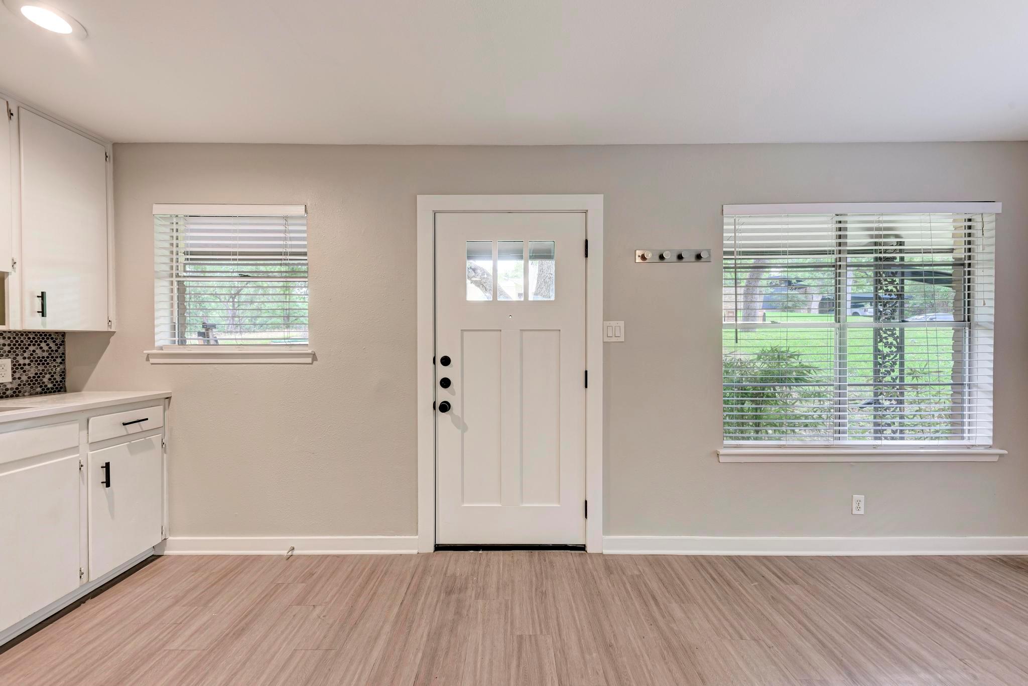 1612 Elmhurst Dr # A, Austin, TX 78741