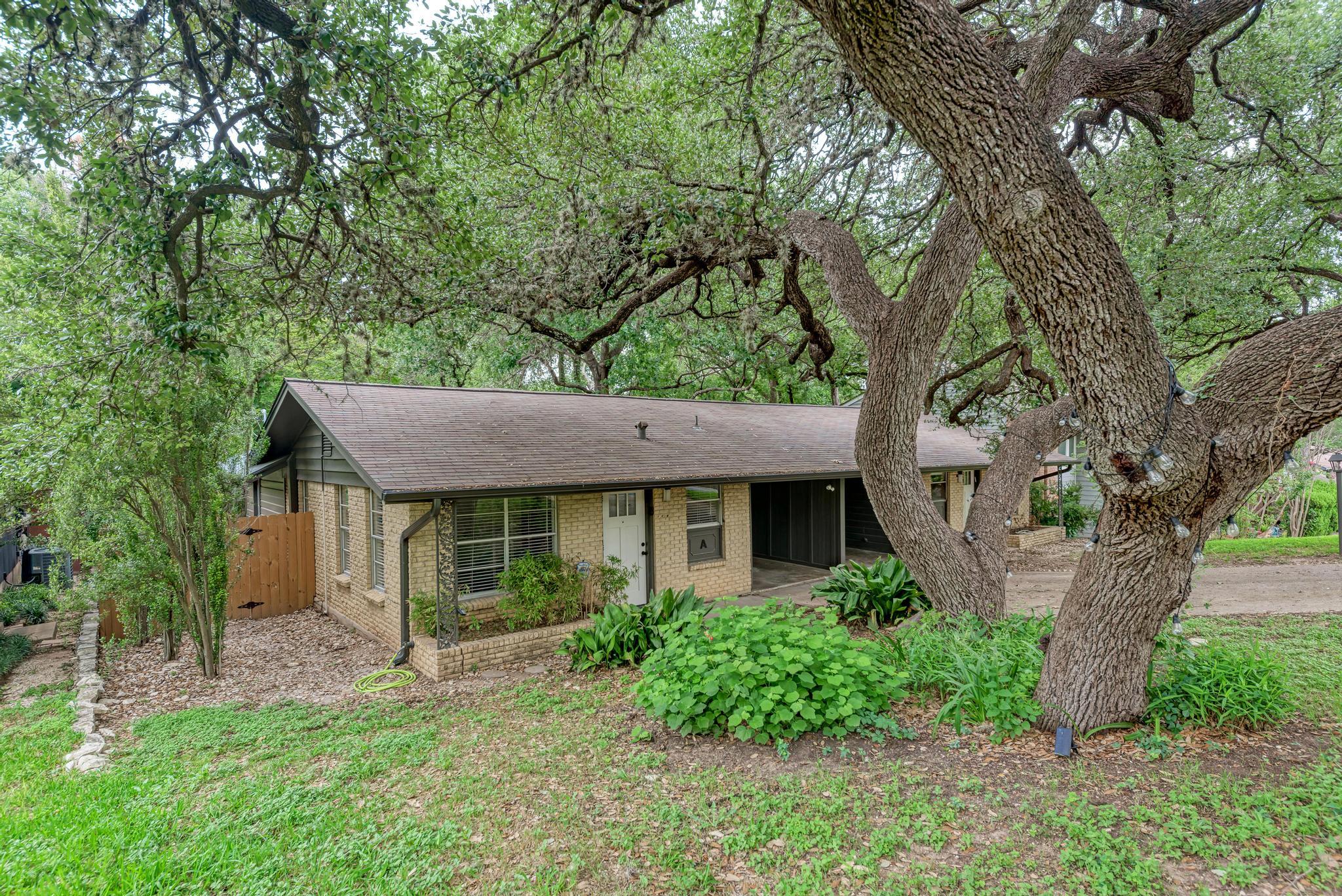 1612 Elmhurst Dr # A, Austin, TX 78741