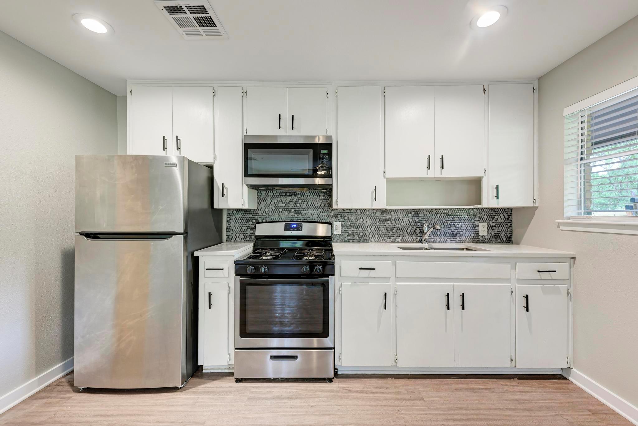 1612 Elmhurst Dr # A, Austin, TX 78741