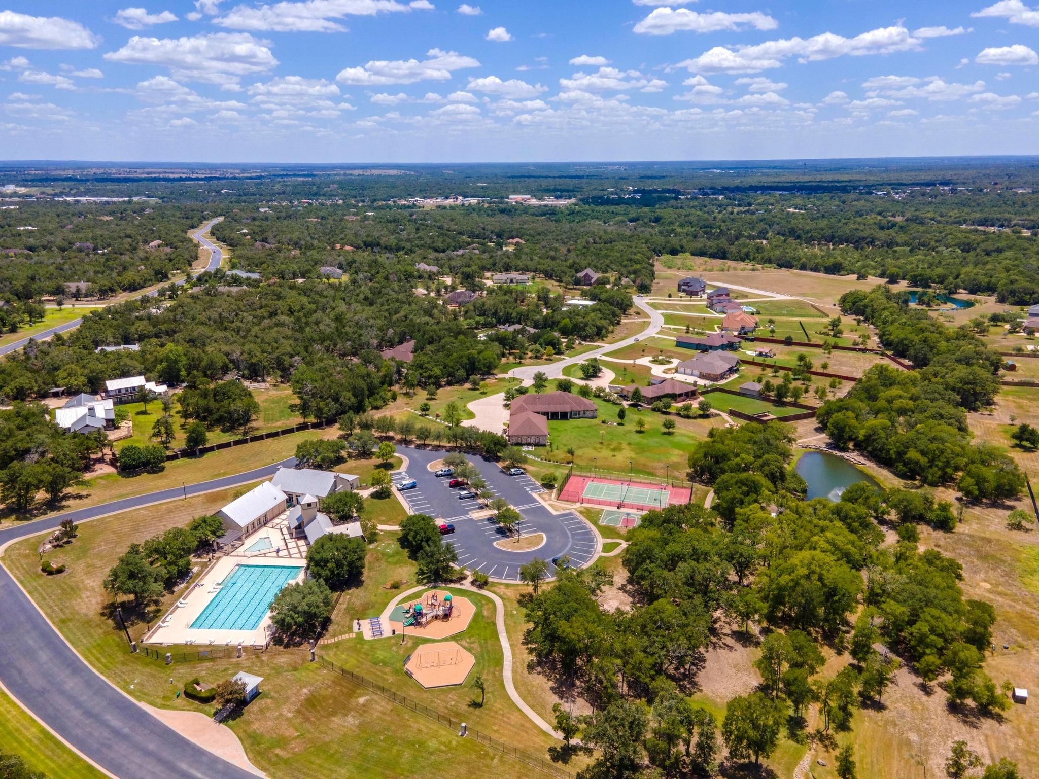 200 George Neggan Ln, Bastrop, TX 78602