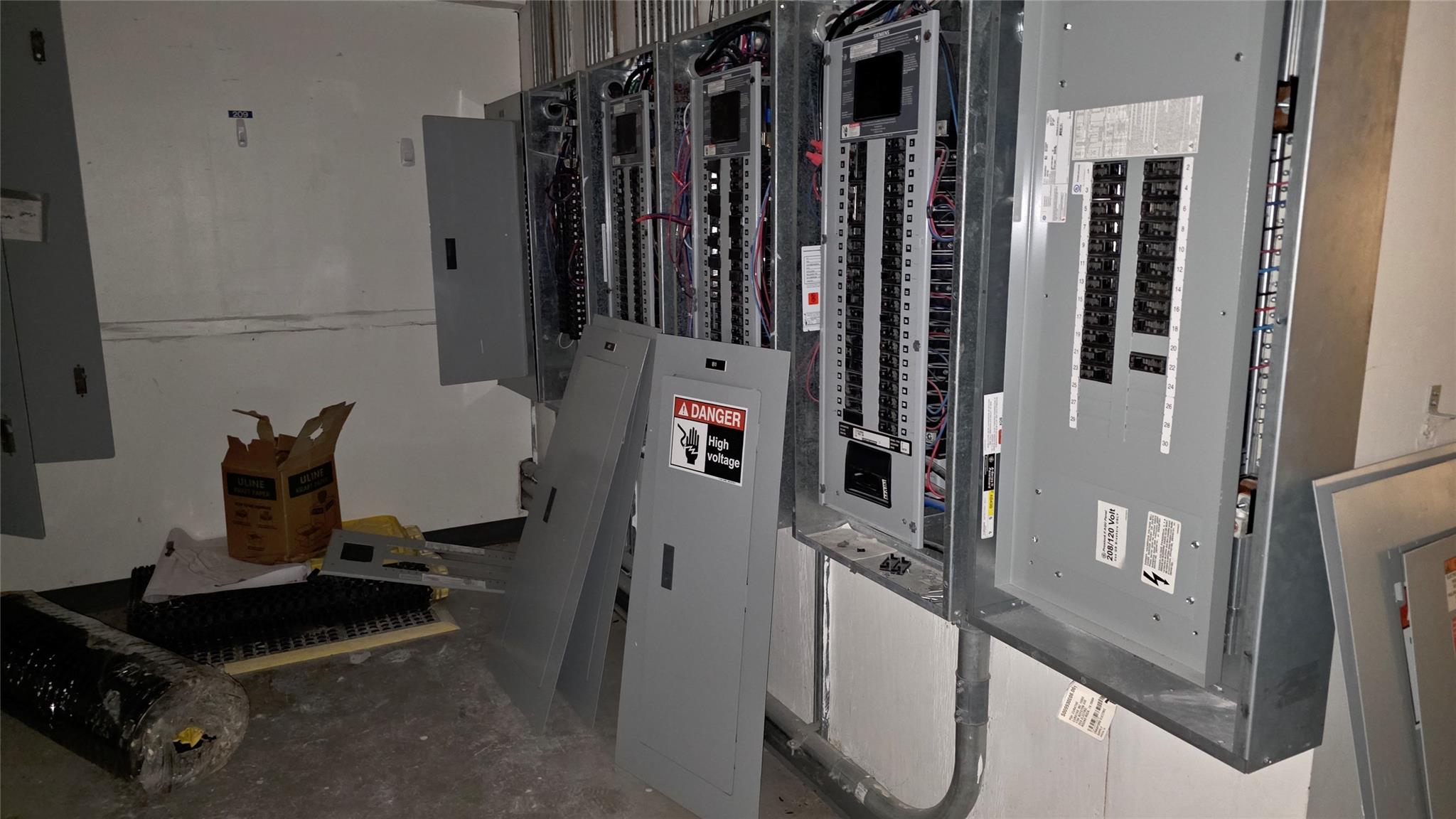 1700 Royston Ln, Pflugerville, TX 78664