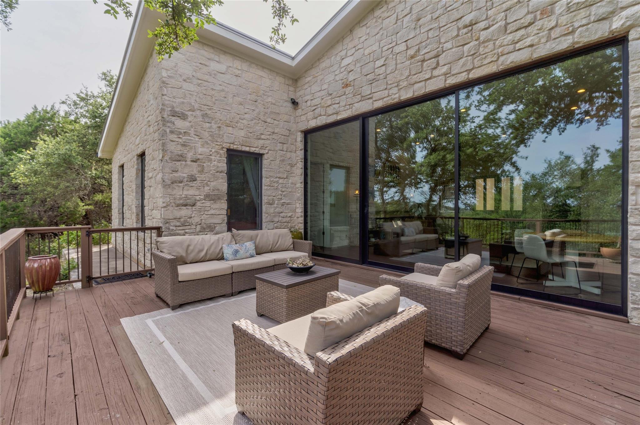 2102 Paisano Rd, Austin, TX 78746