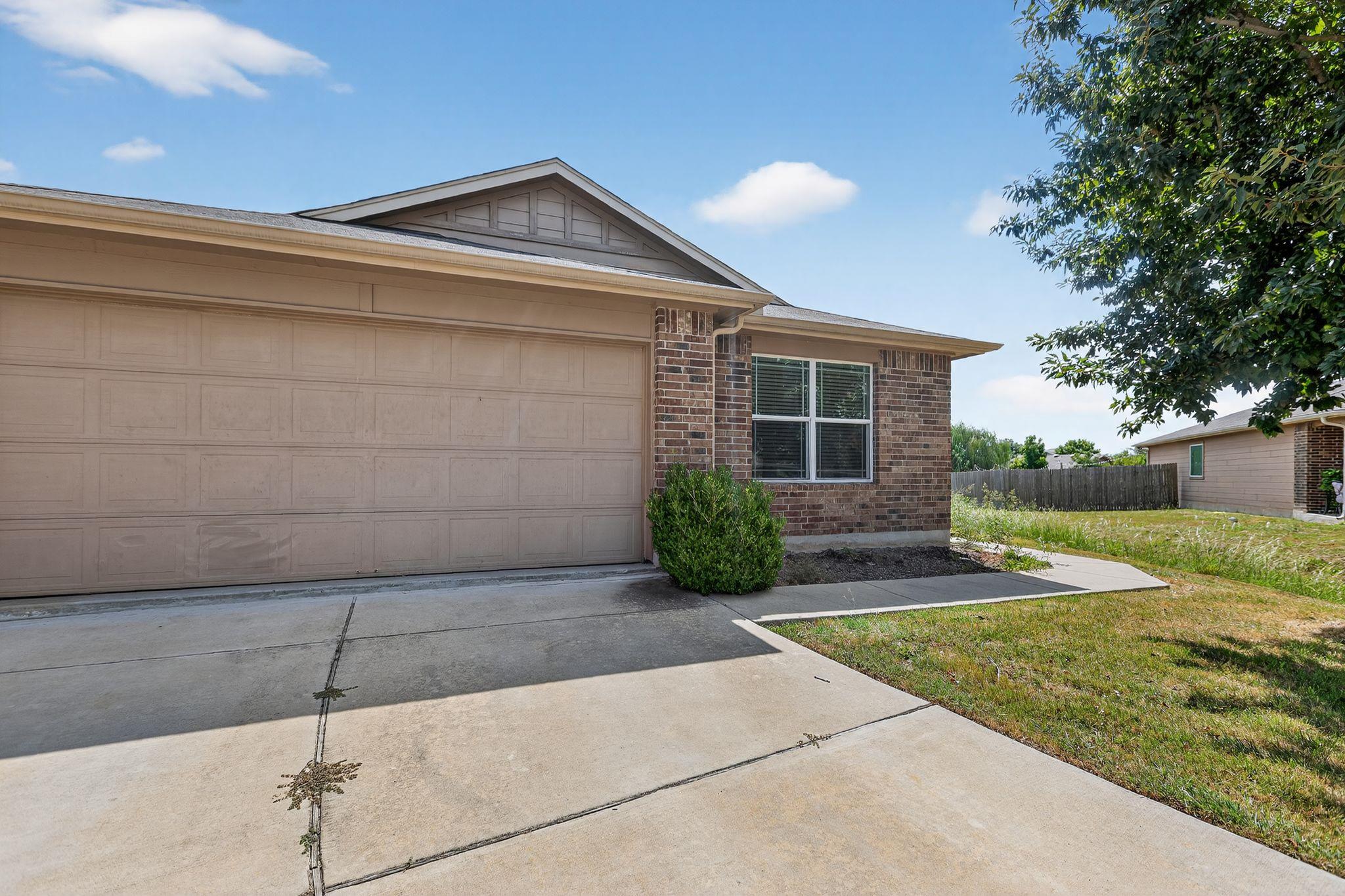18320 Rock Sage Cv, Elgin, TX 78621