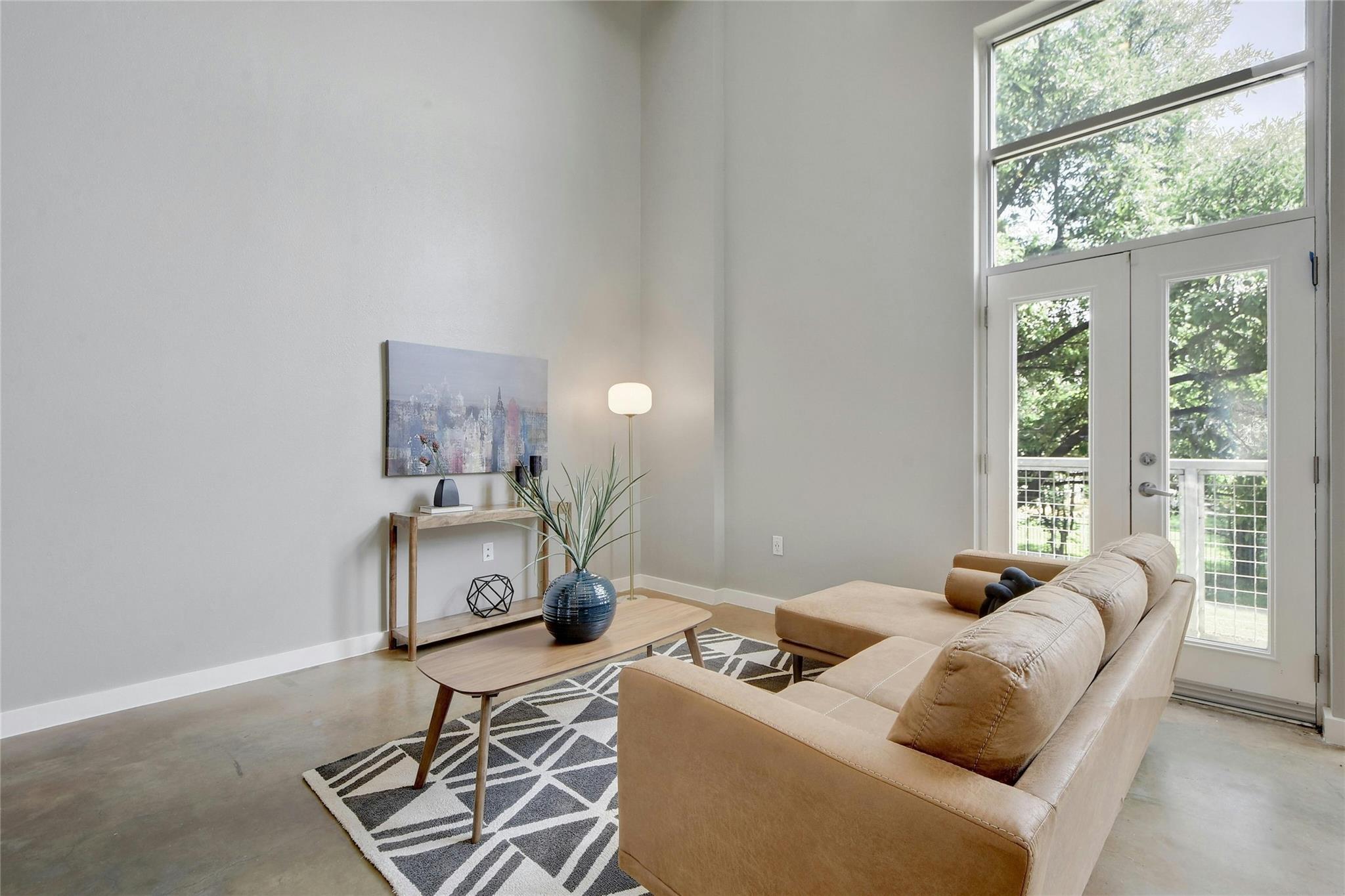 1601 E Cesar Chavez St # 201, Austin, TX 78702