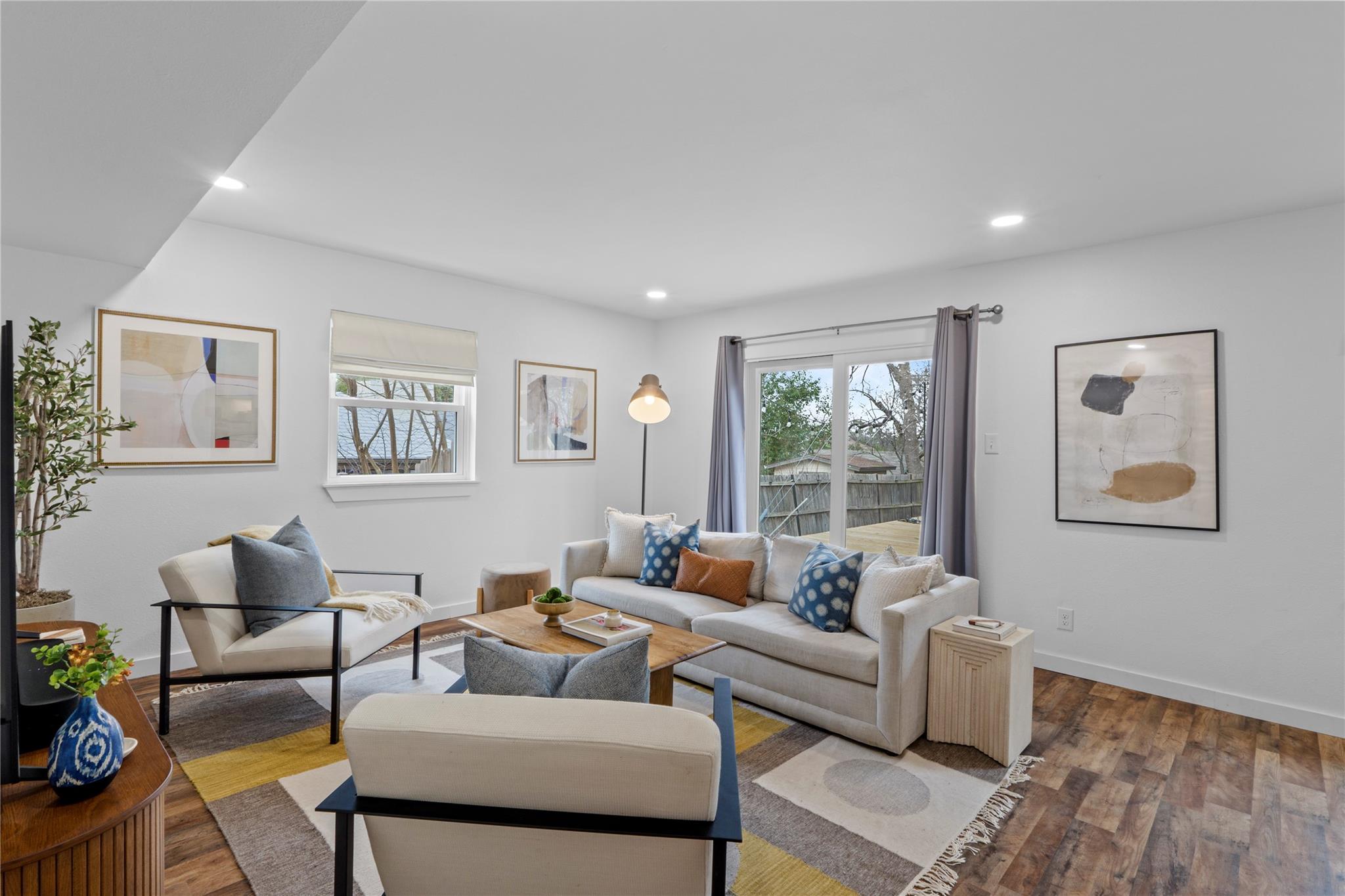 6809 Roanoke Dr, Austin, TX 78723