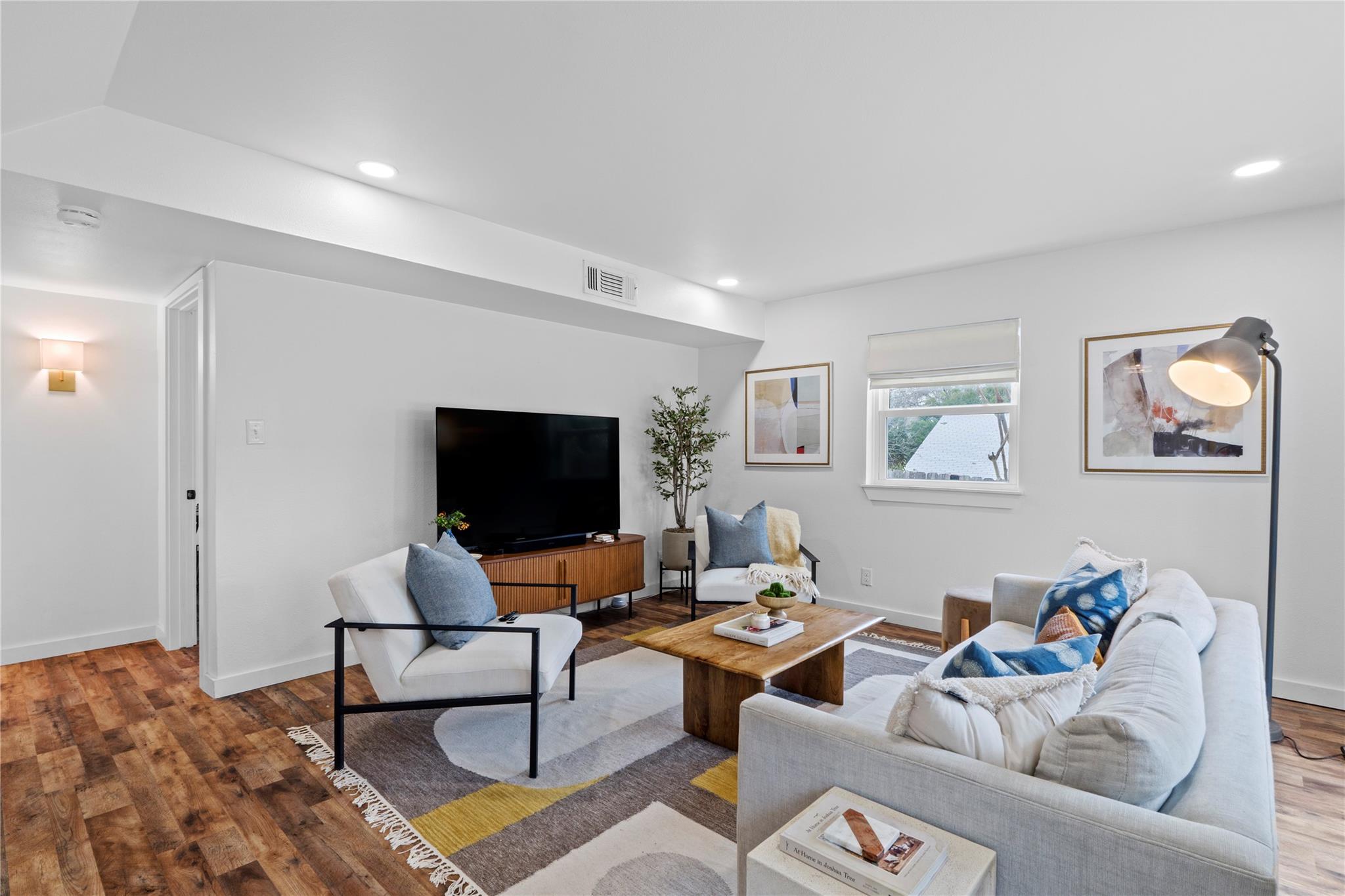 6809 Roanoke Dr, Austin, TX 78723