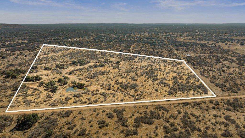 6304 County Road 110 Rd, Llano, TX 78643