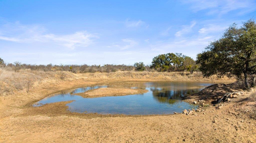 6304 County Road 110 Rd, Llano, TX 78643