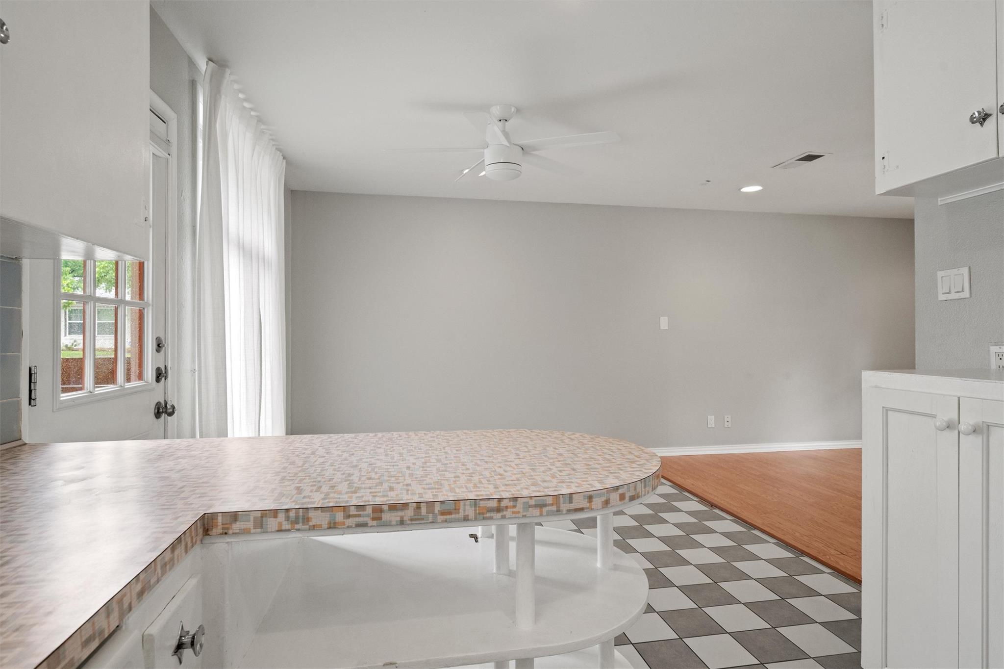 5212 Berkman Dr, Austin, TX 78723