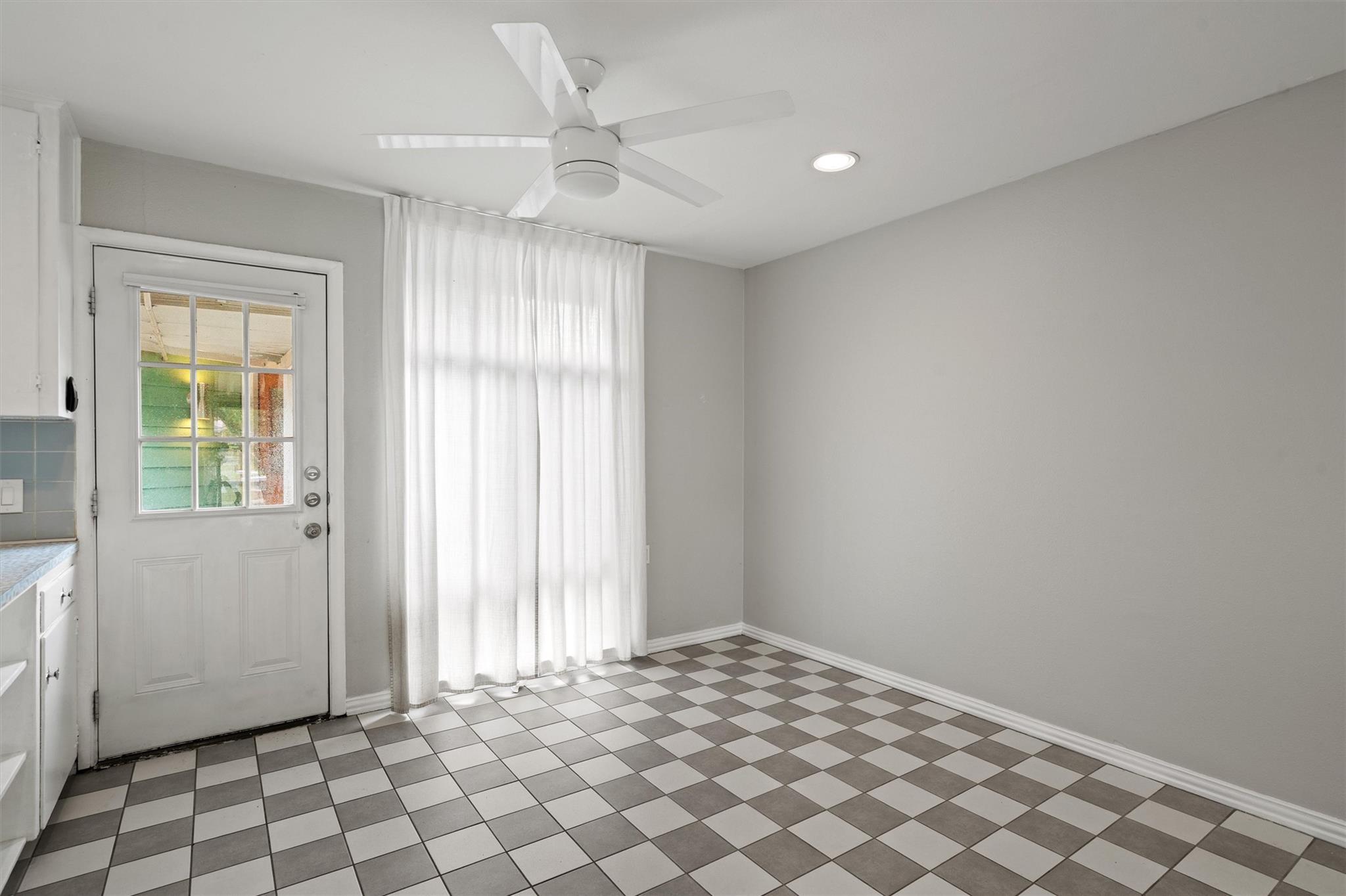 5212 Berkman Dr, Austin, TX 78723