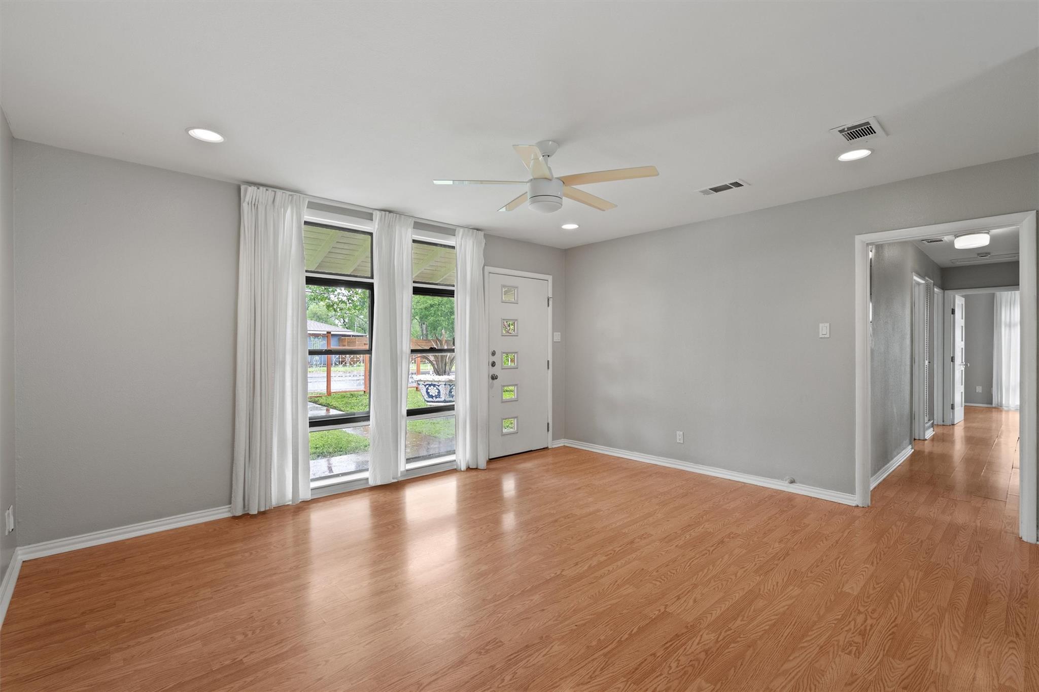 5212 Berkman Dr, Austin, TX 78723