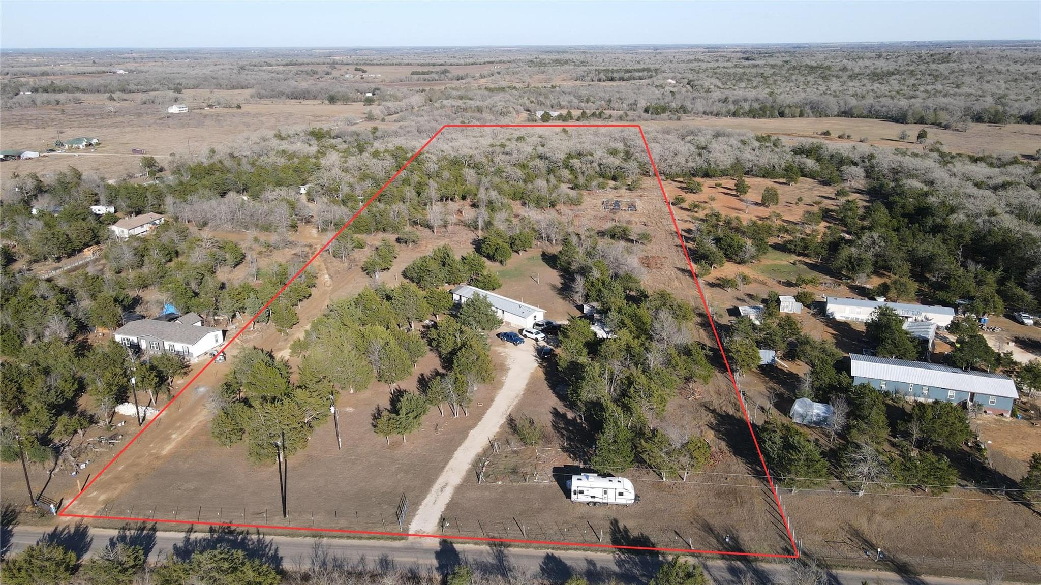 301 Longhorn Trl, Paige, TX 78659