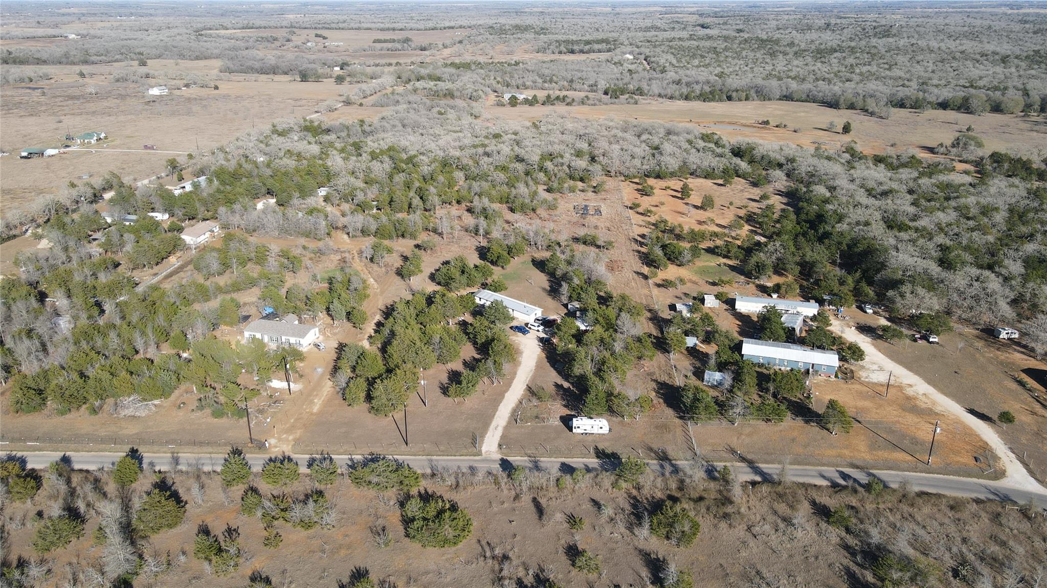 301 Longhorn Trl, Paige, TX 78659