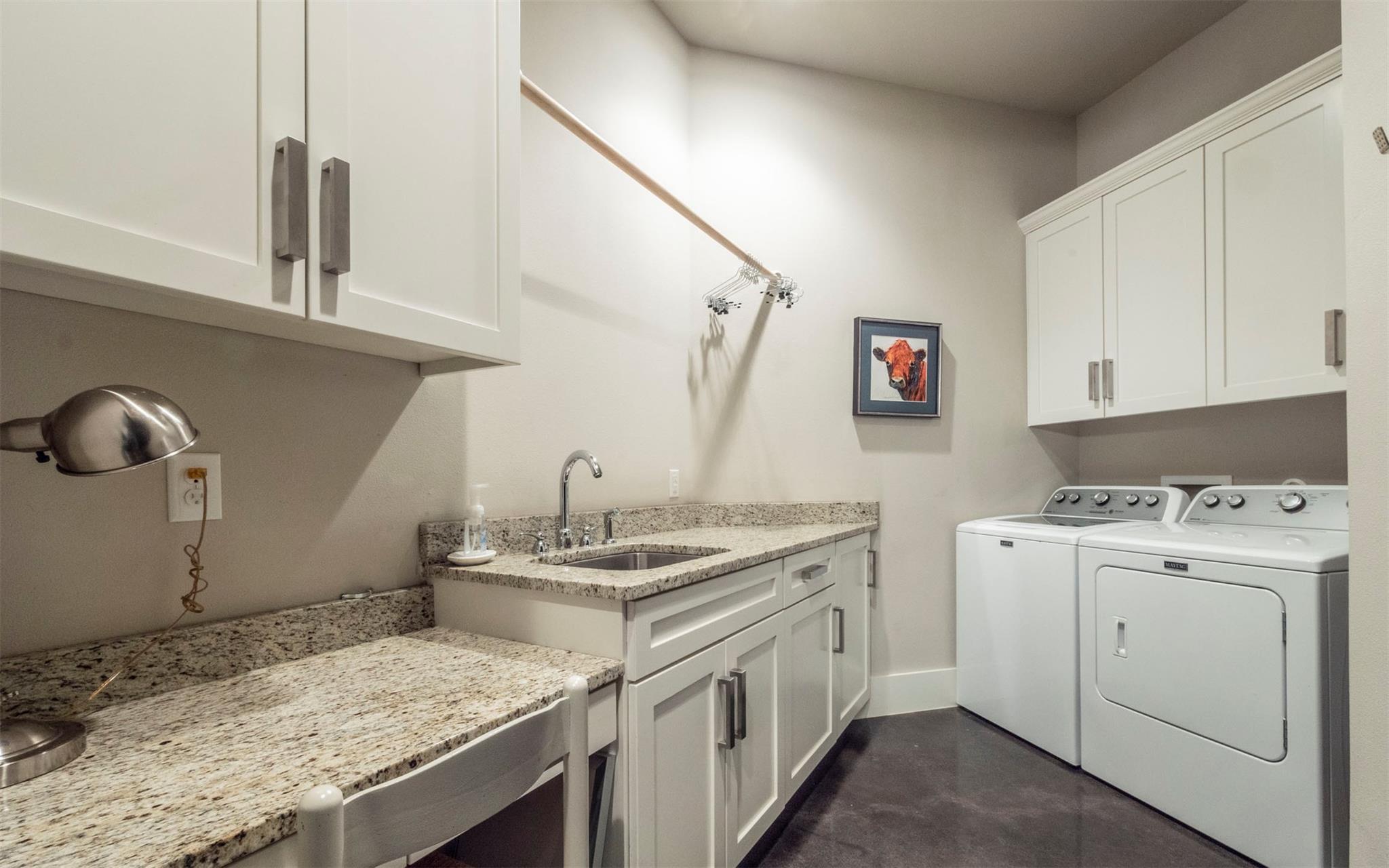 7804 Lazy River Cv, Austin, TX 78730