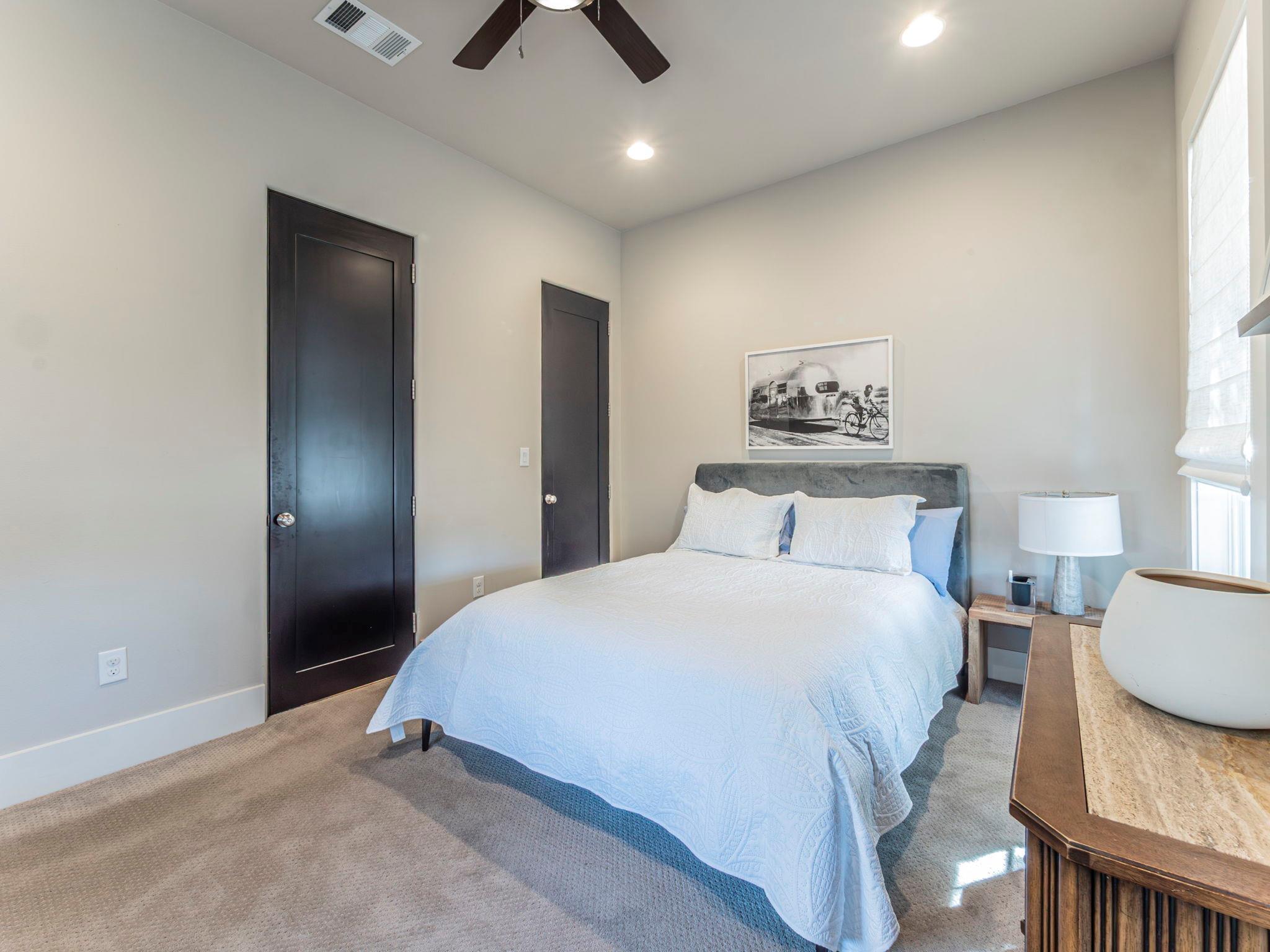 7804 Lazy River Cv, Austin, TX 78730