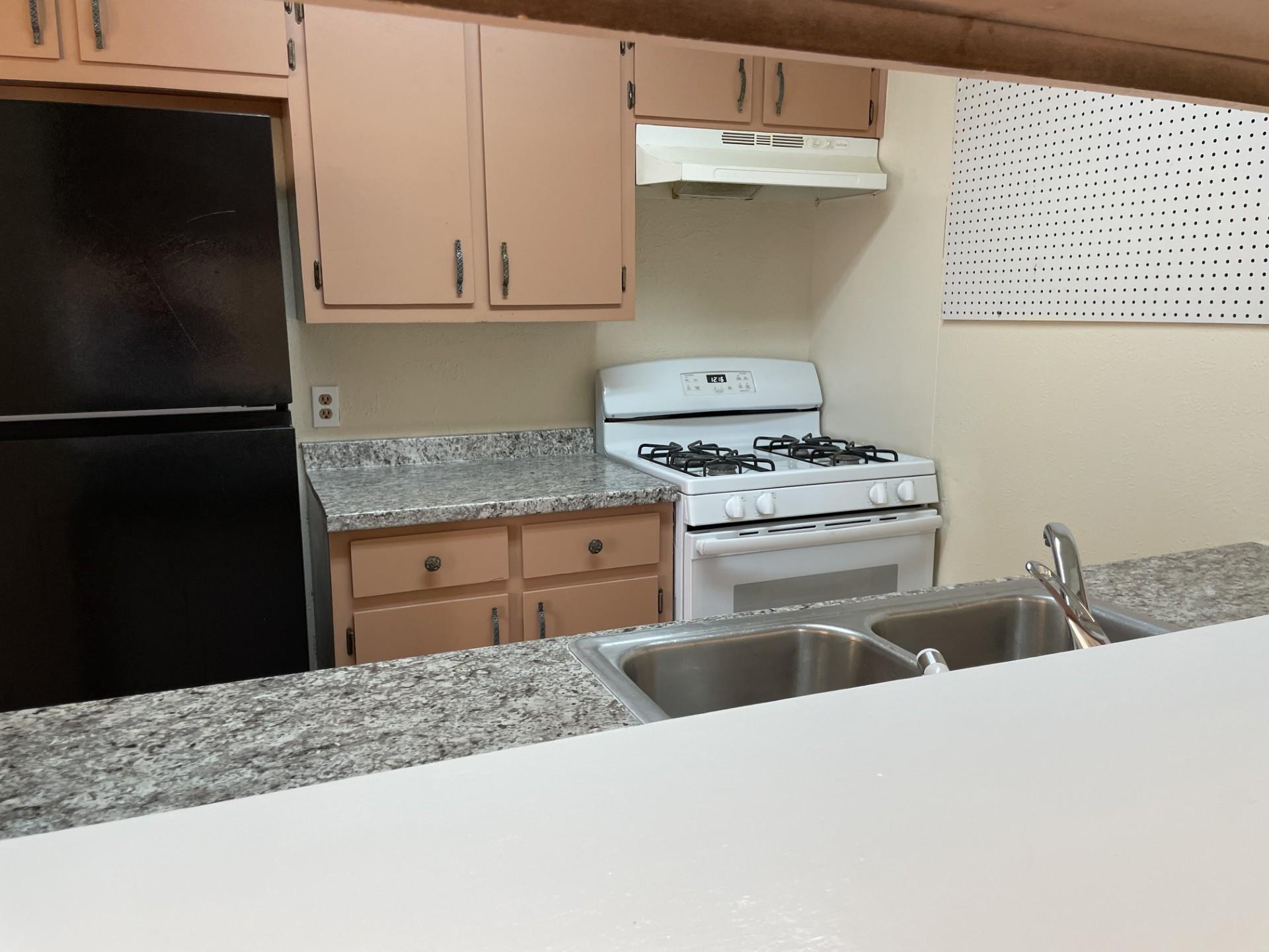 809 Plumpton Dr, Austin, TX 78745