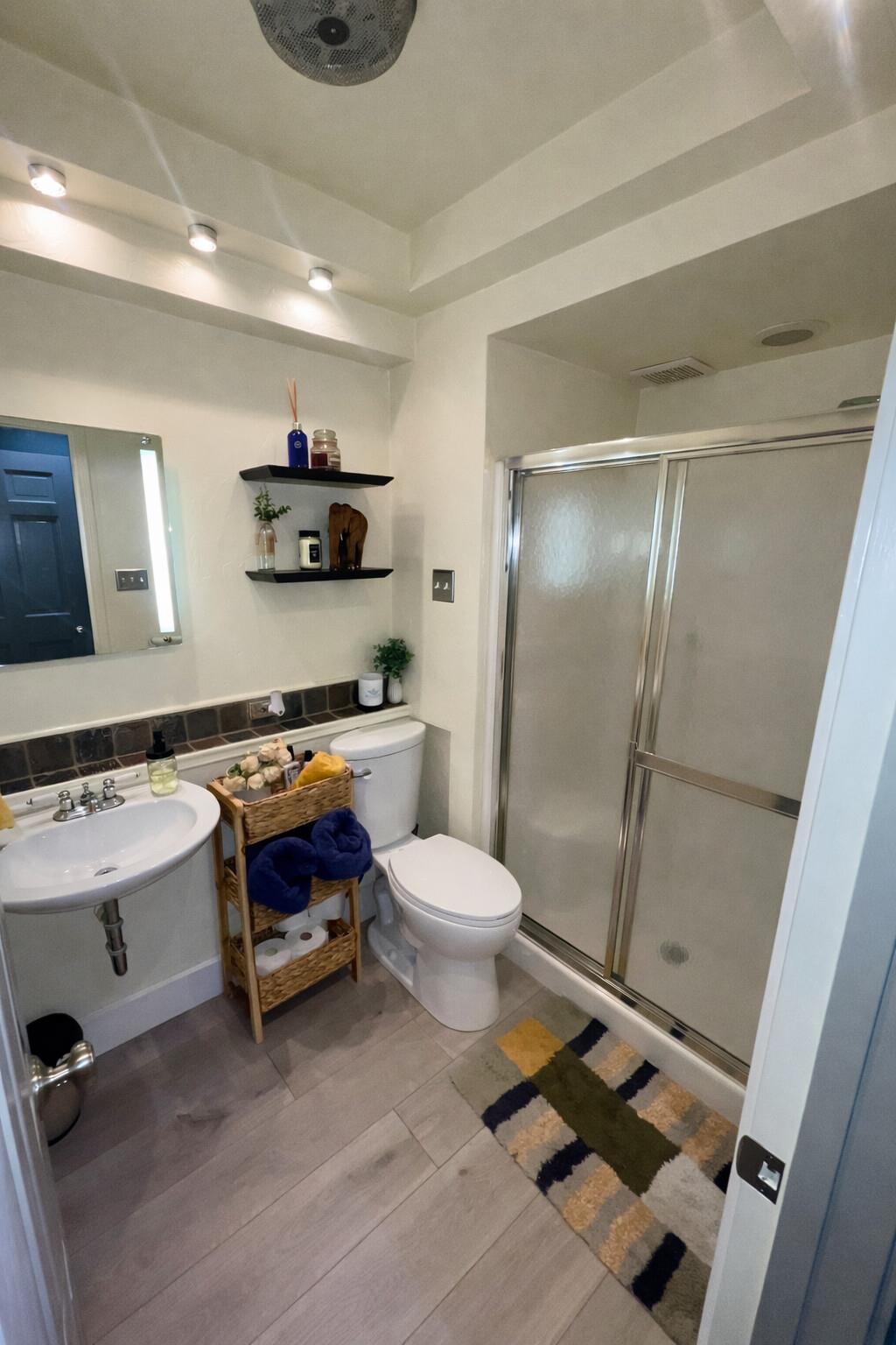 4301 Hyridge Dr, Austin, TX 78759