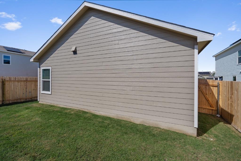 230 Gabbro Gdns, Maxwell, TX 78656