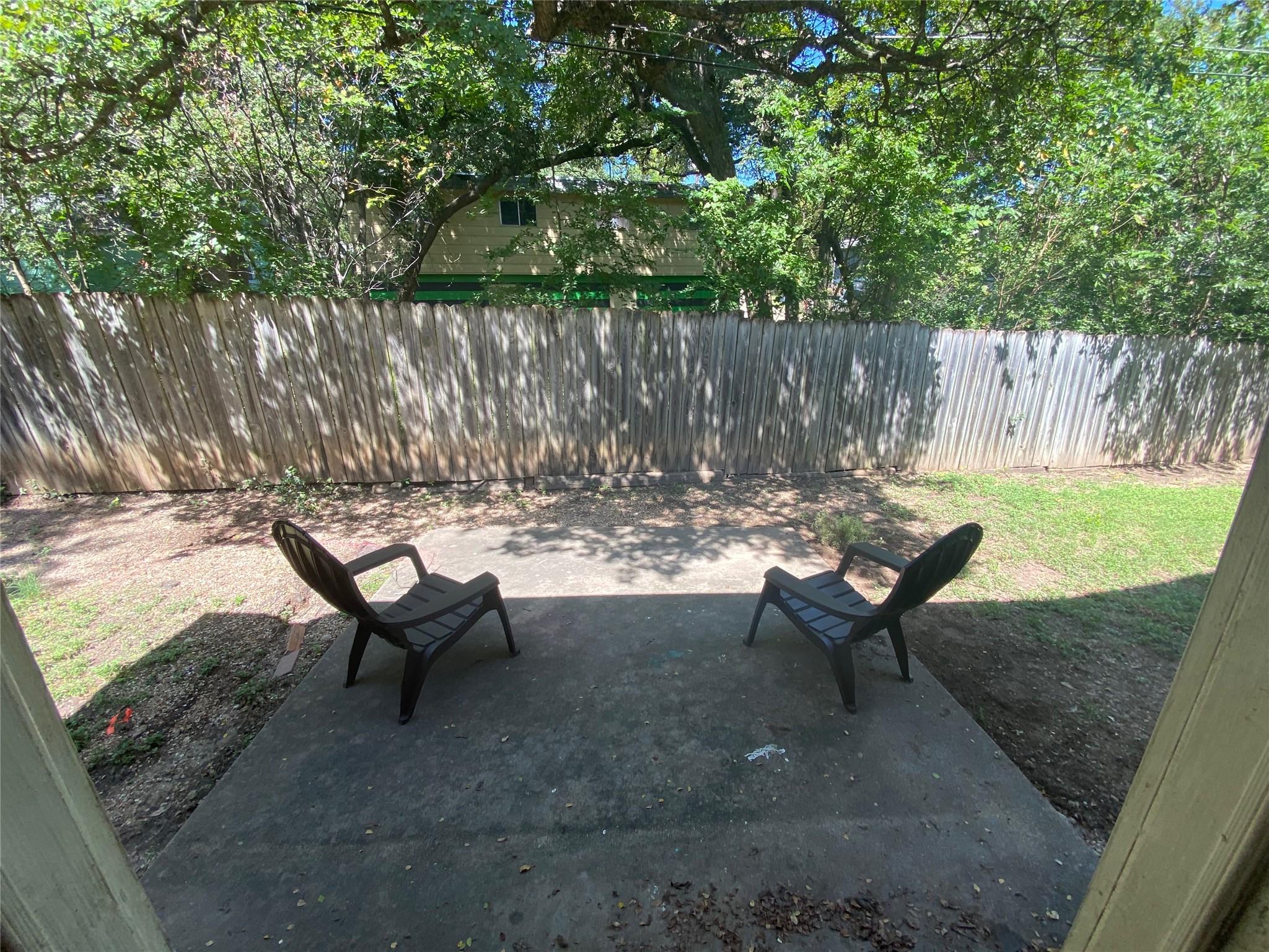 3402 S Oak Dr # B, Austin, TX 78704