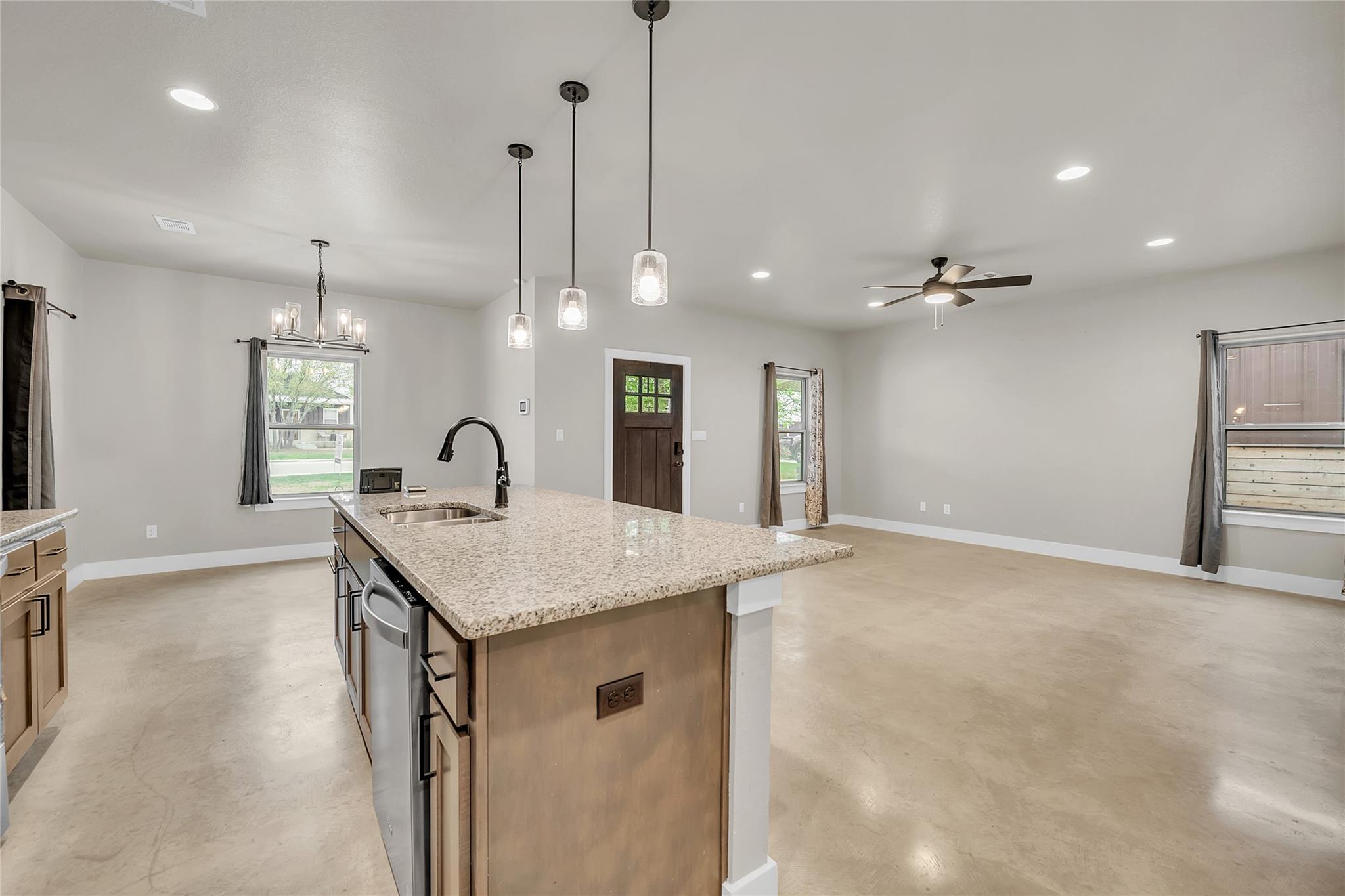 246 Western Ave, Bertram, TX 78605