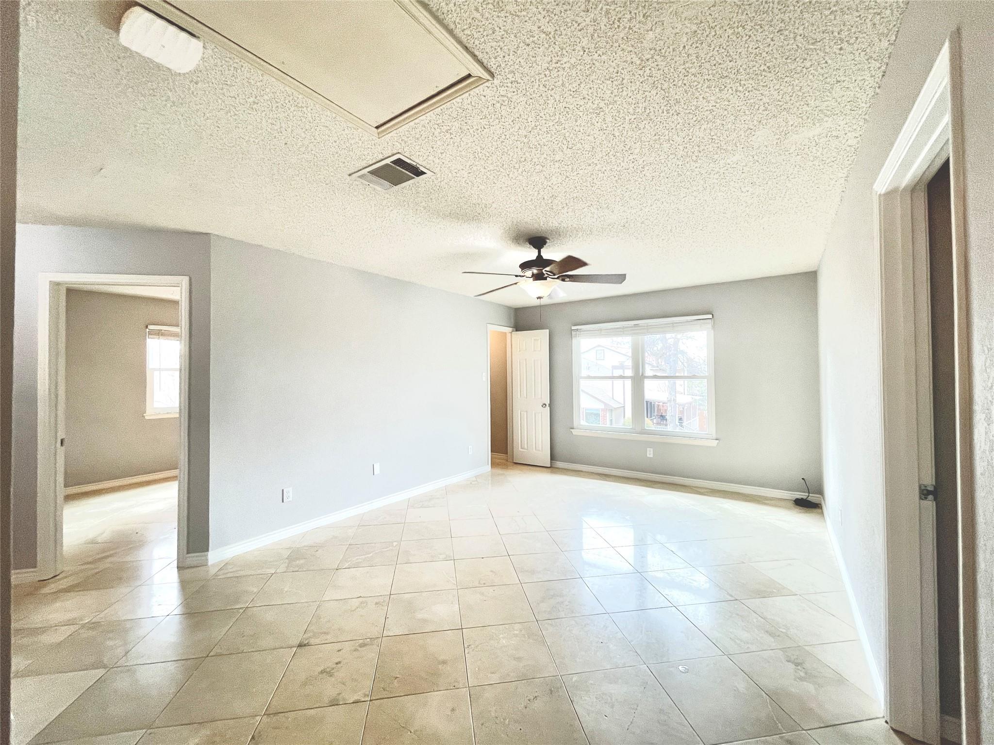 13242 Kerrville Folkway, Austin, TX 78729