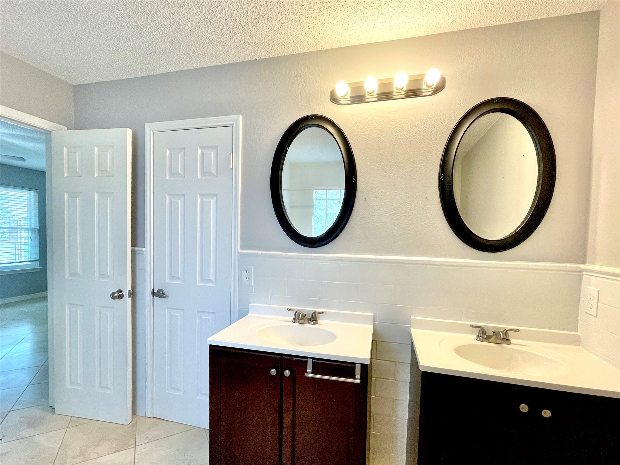 13242 Kerrville Folkway, Austin, TX 78729