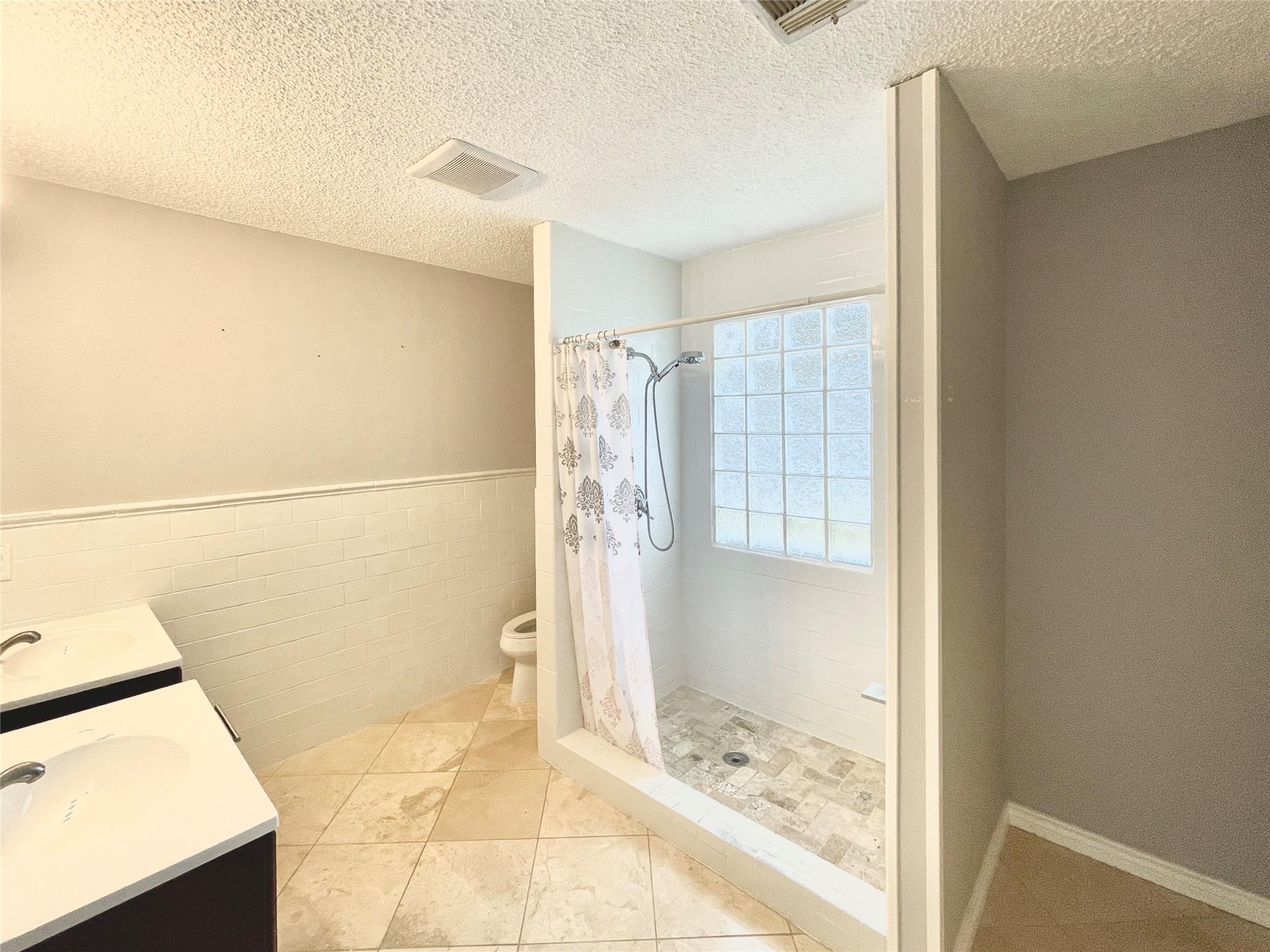 13242 Kerrville Folkway, Austin, TX 78729