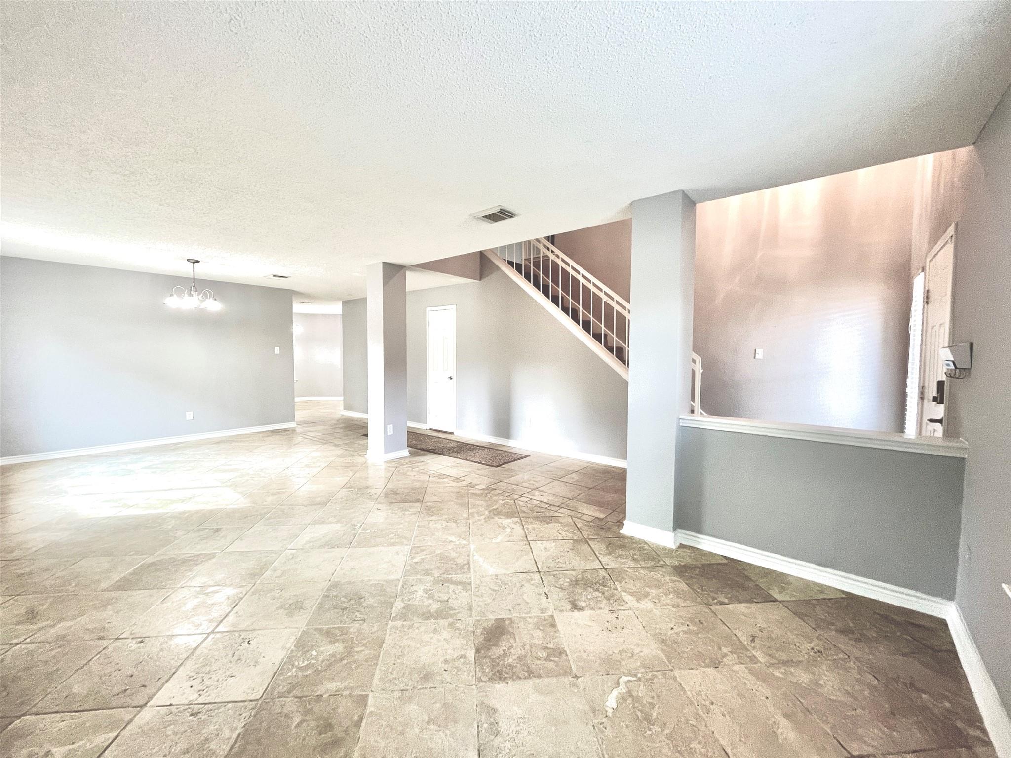 13242 Kerrville Folkway, Austin, TX 78729