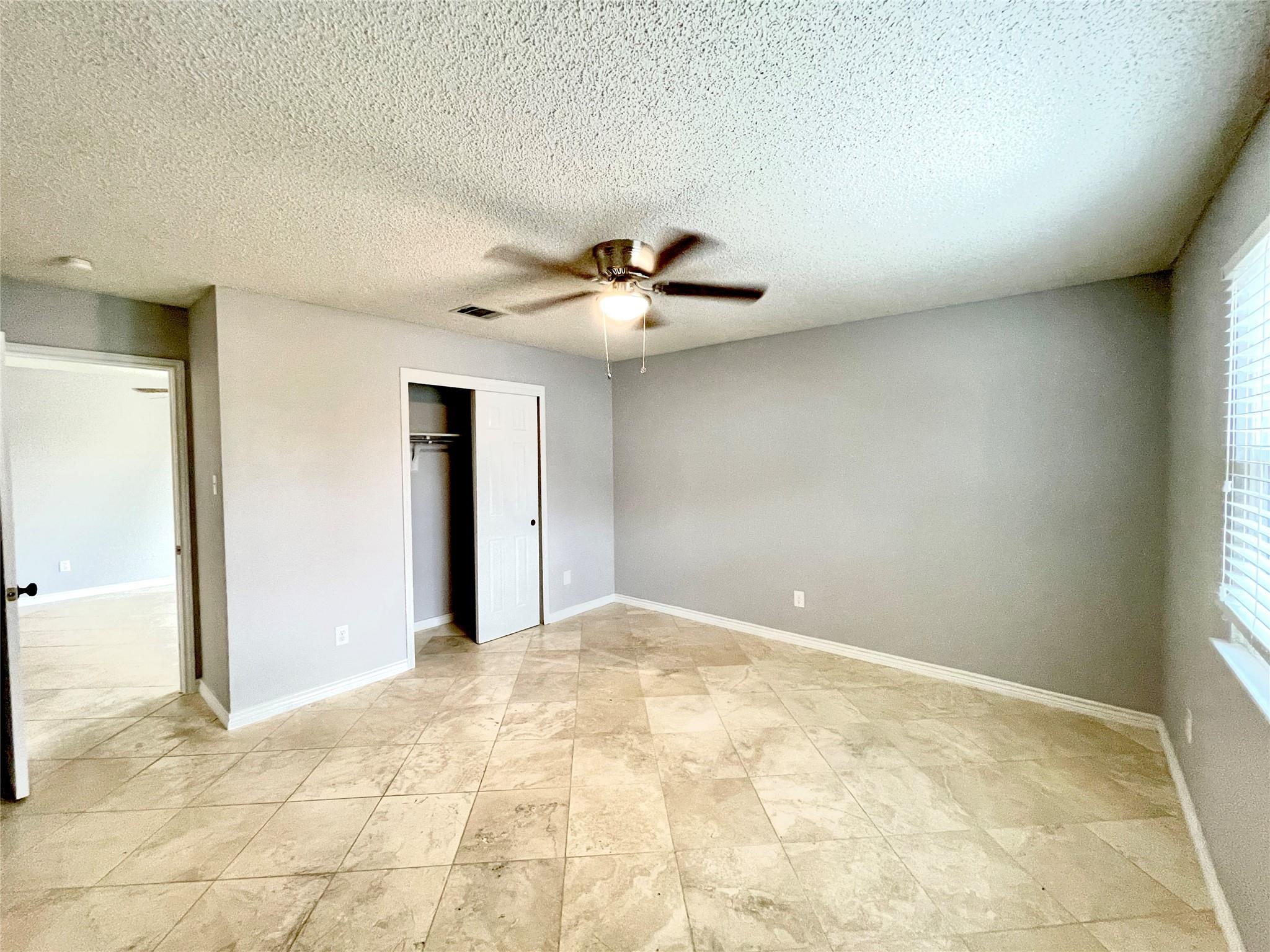 13242 Kerrville Folkway, Austin, TX 78729