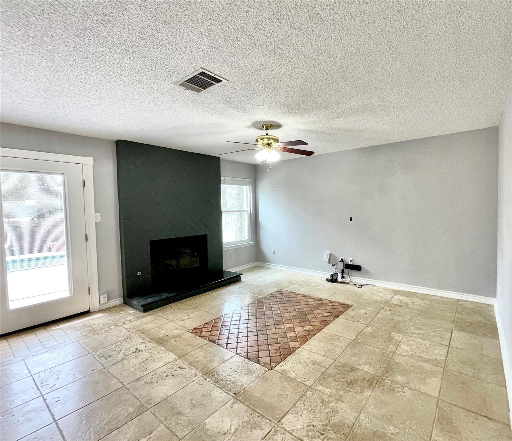 13242 Kerrville Folkway, Austin, TX 78729