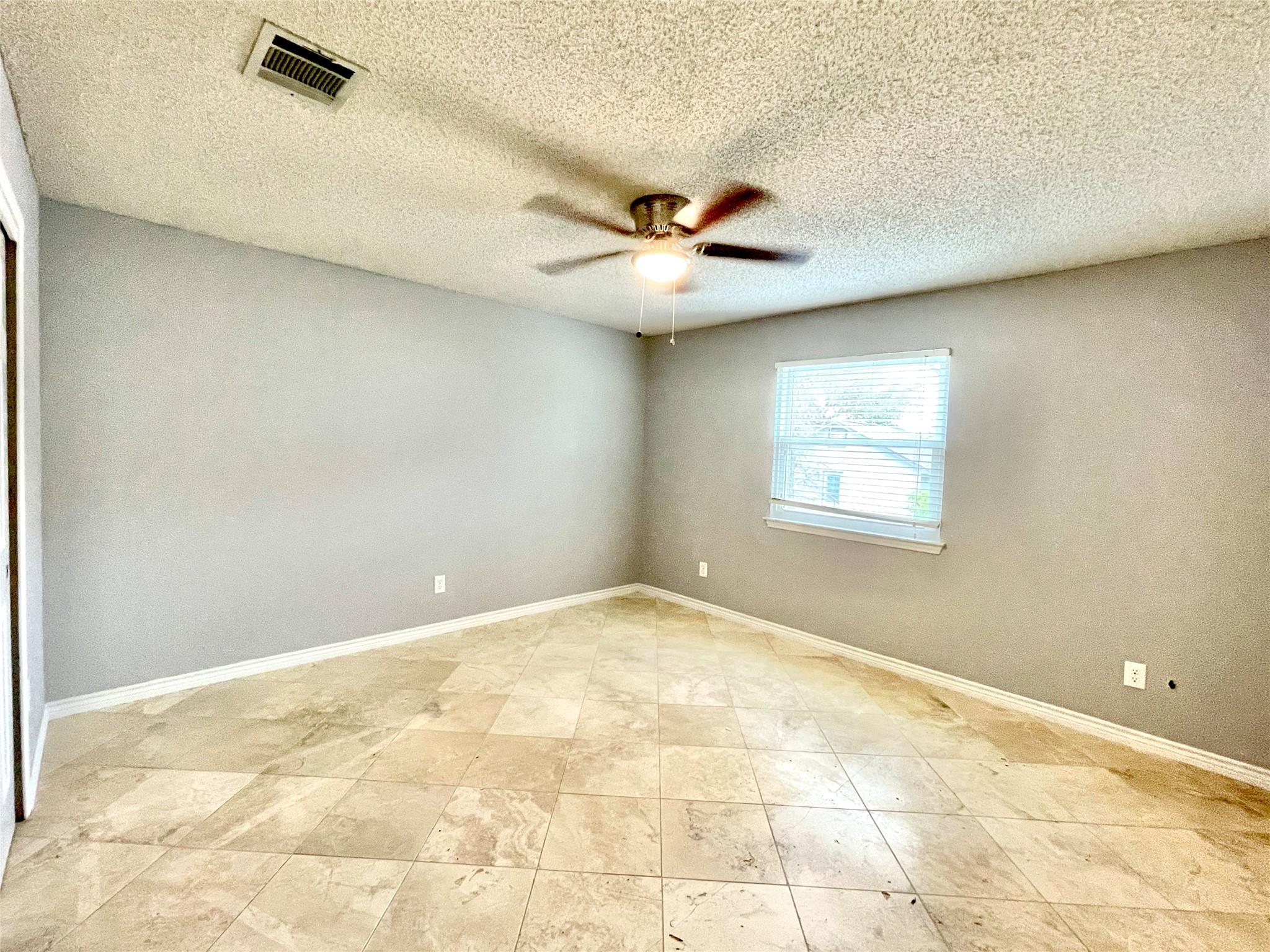 13242 Kerrville Folkway, Austin, TX 78729