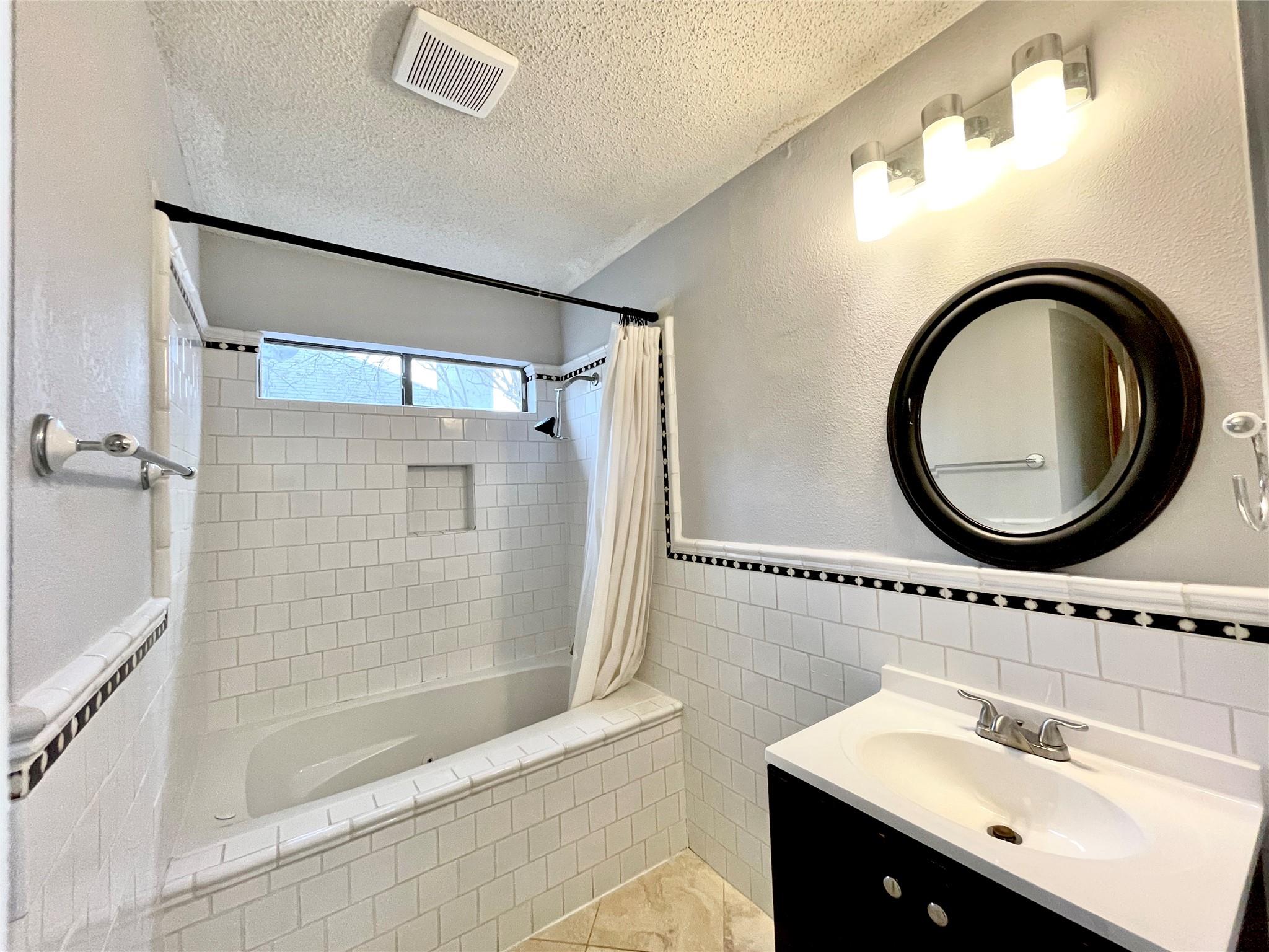 13242 Kerrville Folkway, Austin, TX 78729