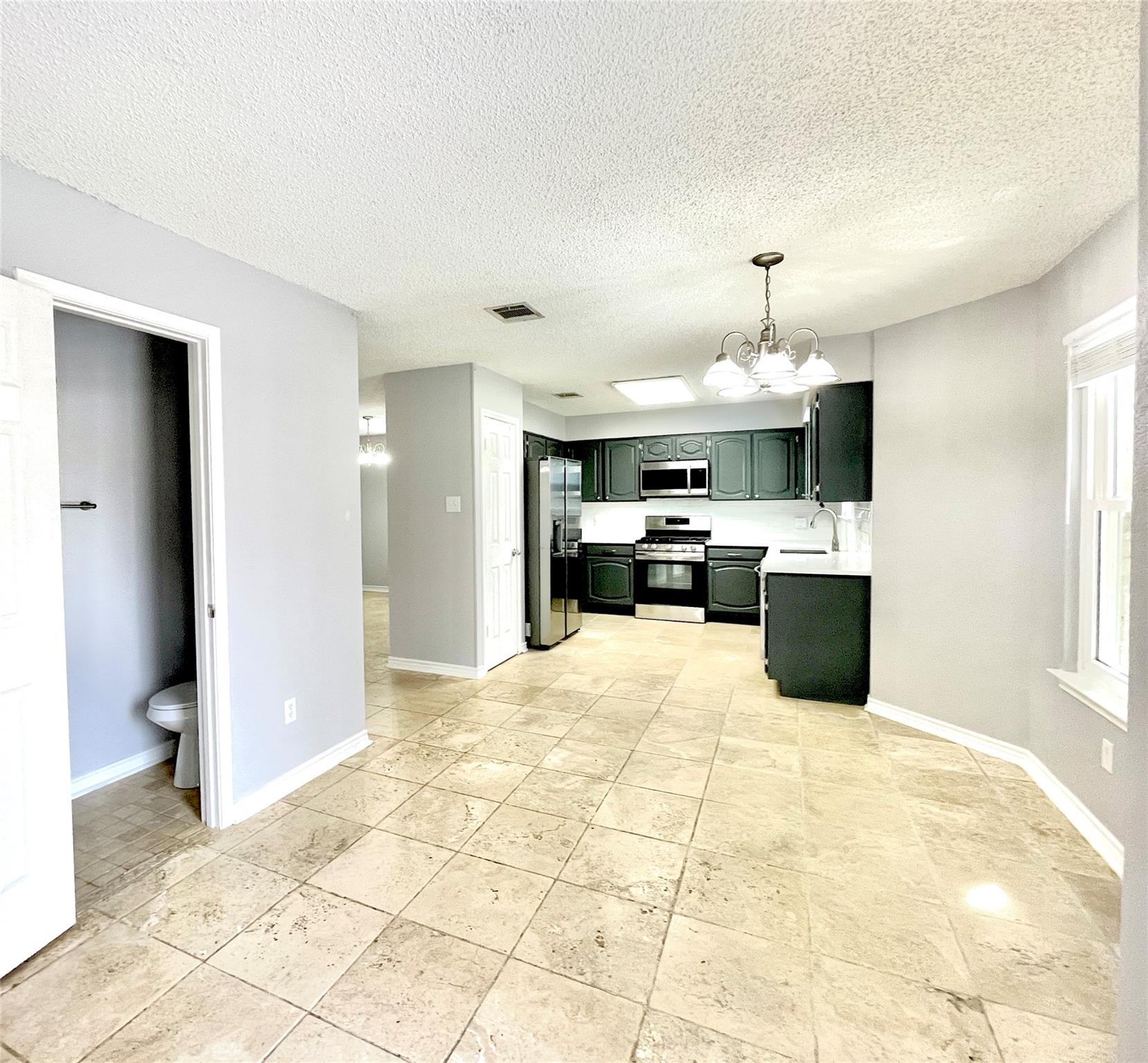 13242 Kerrville Folkway, Austin, TX 78729