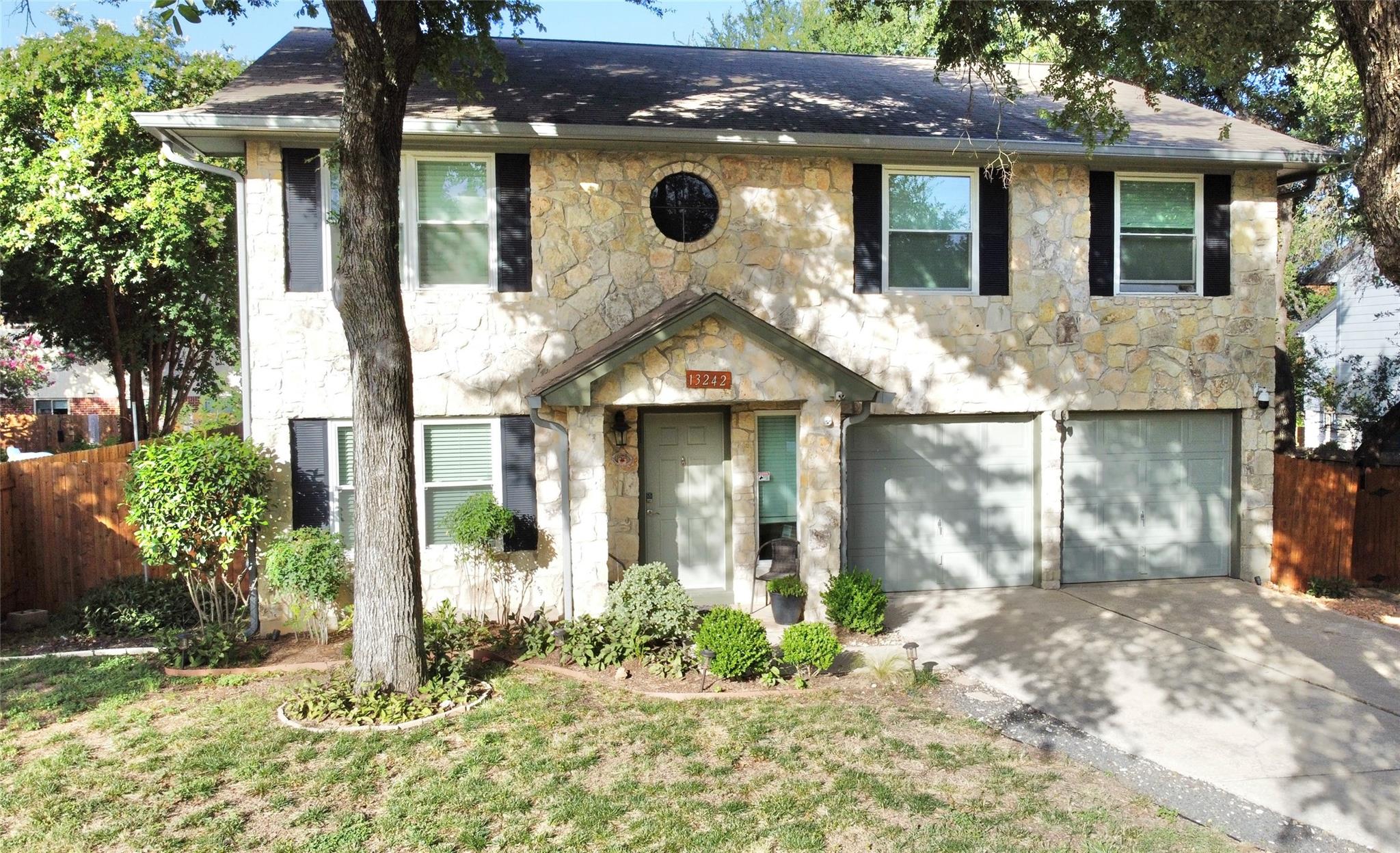 13242 Kerrville Folkway, Austin, TX 78729