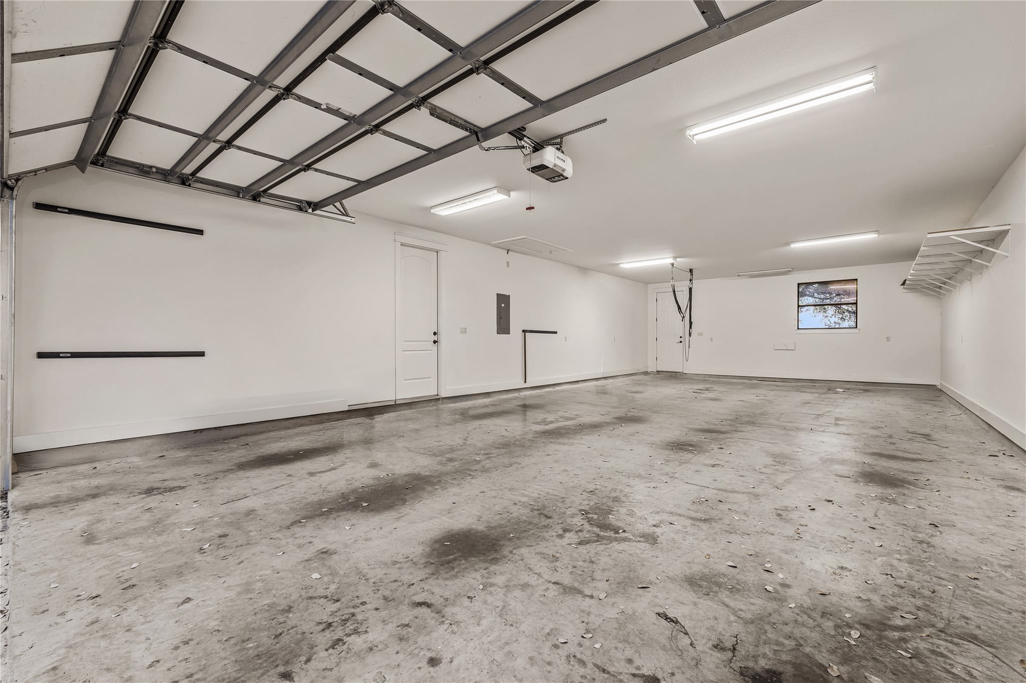 13601 Montview Dr, Austin, TX 78732