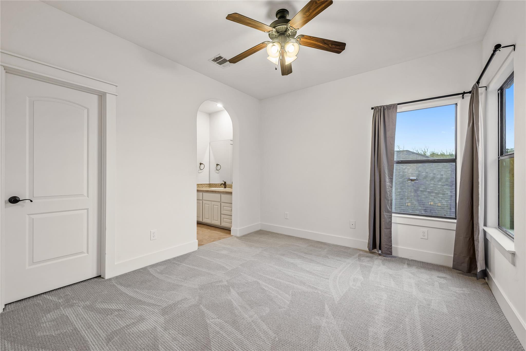 13601 Montview Dr, Austin, TX 78732