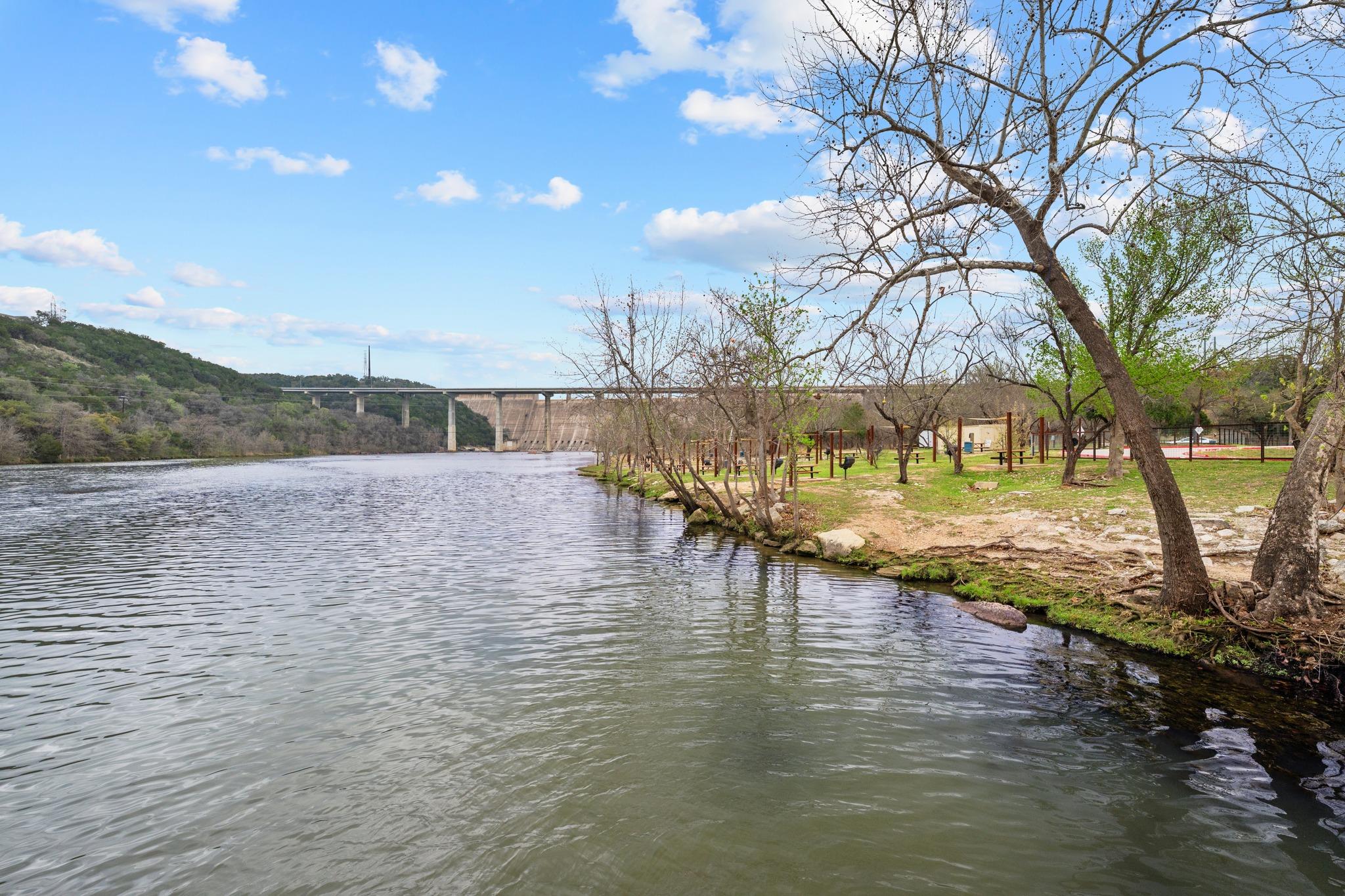 13601 Montview Dr, Austin, TX 78732