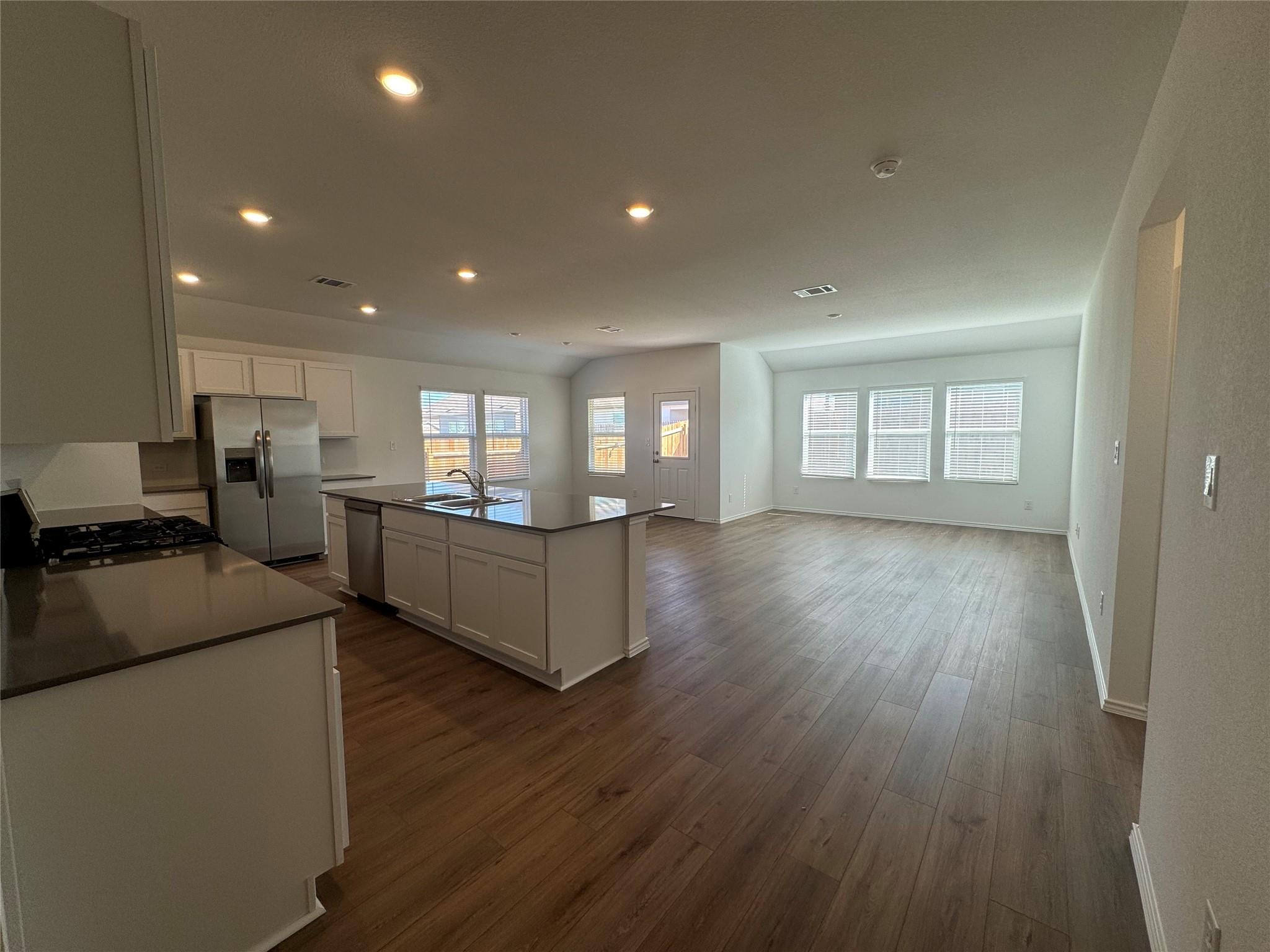 176 Mayacama Loop, San Marcos, TX 78666