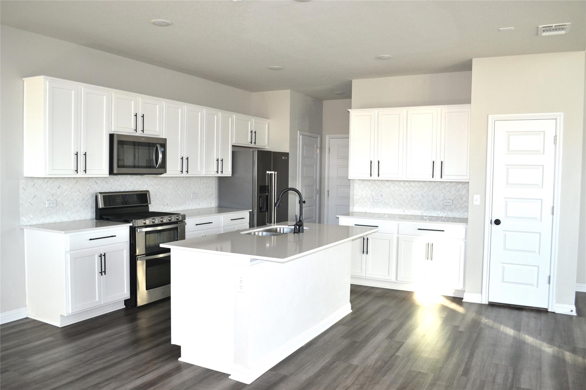 7700 Norah Dr, Austin, TX 78744