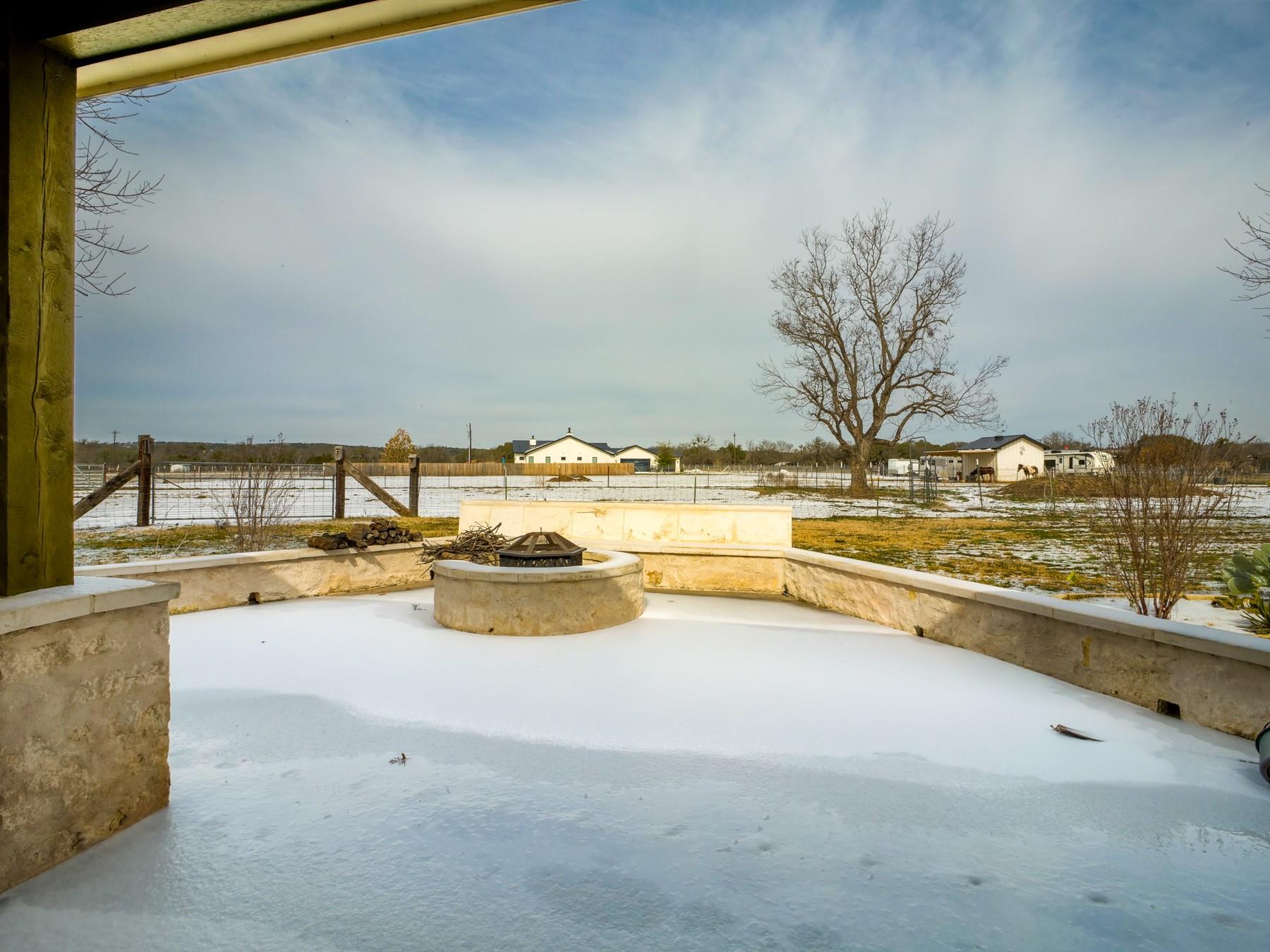 550 Timber Ridge Rd, Marble Falls, TX 78654