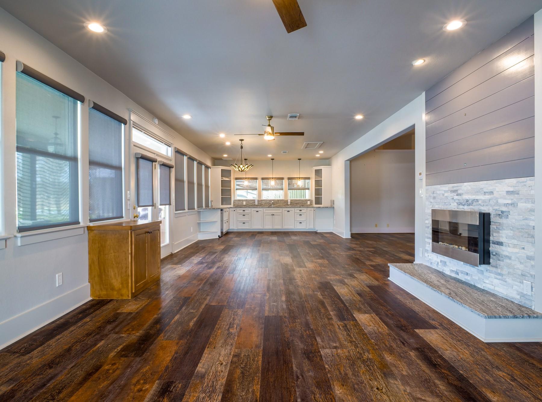 550 Timber Ridge Rd, Marble Falls, TX 78654