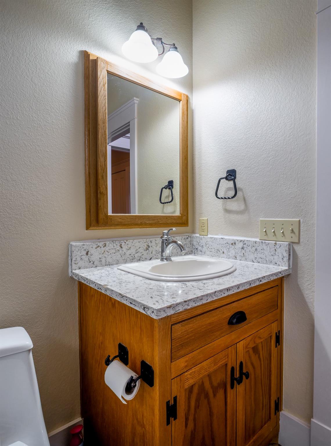 550 Timber Ridge Rd, Marble Falls, TX 78654