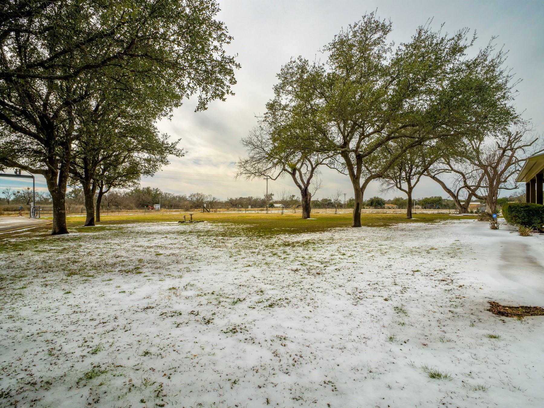 550 Timber Ridge Rd, Marble Falls, TX 78654