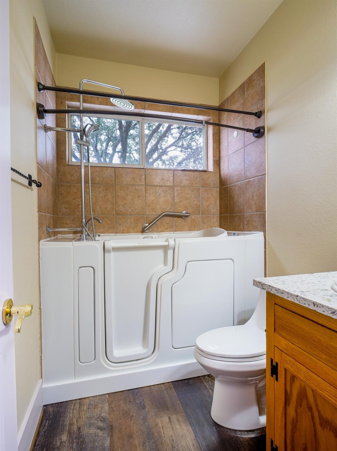 550 Timber Ridge Rd, Marble Falls, TX 78654